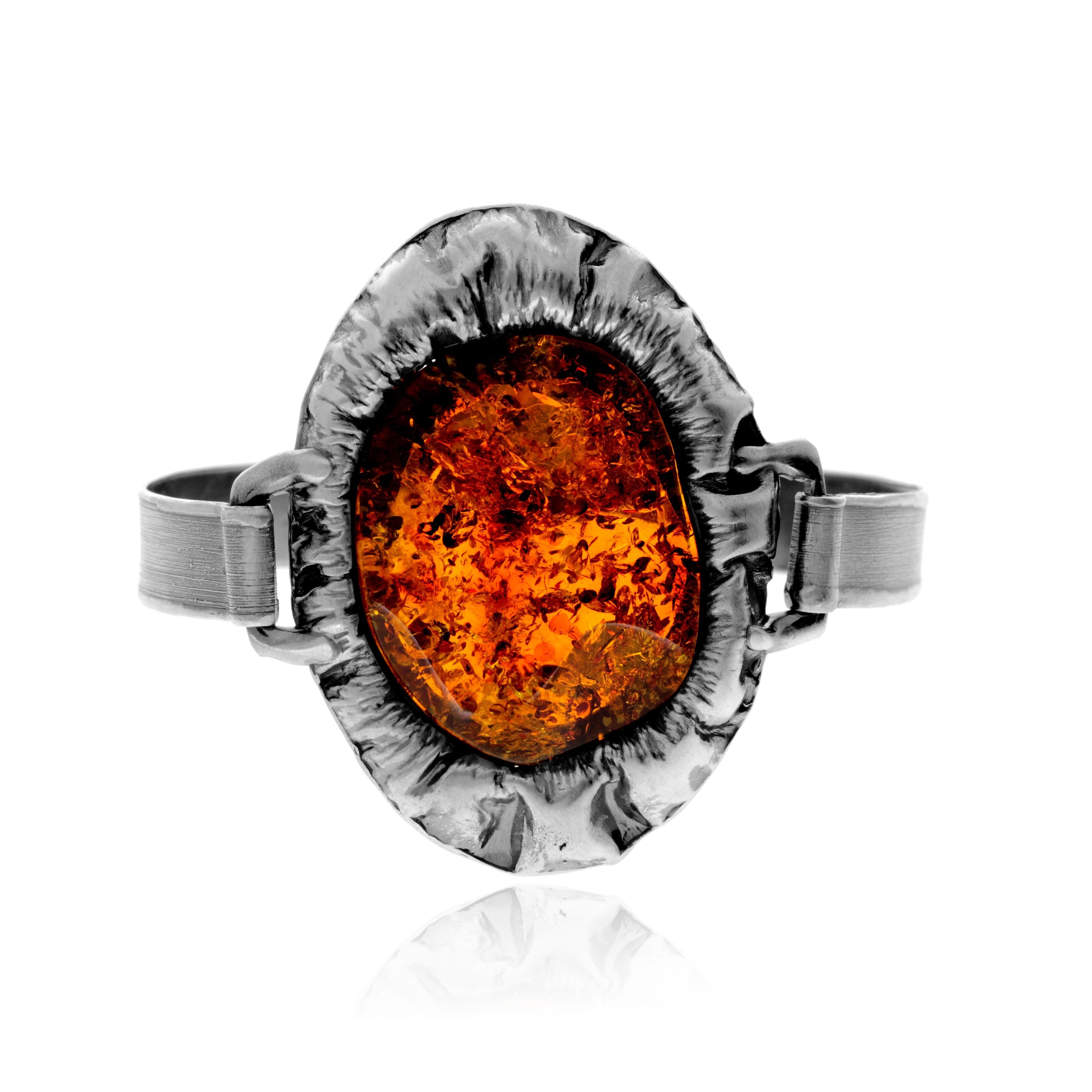 Exklusiver Armreif aus 925er Sterlingsilber und echtem baltischen Bernstein in Cognac – BL0211