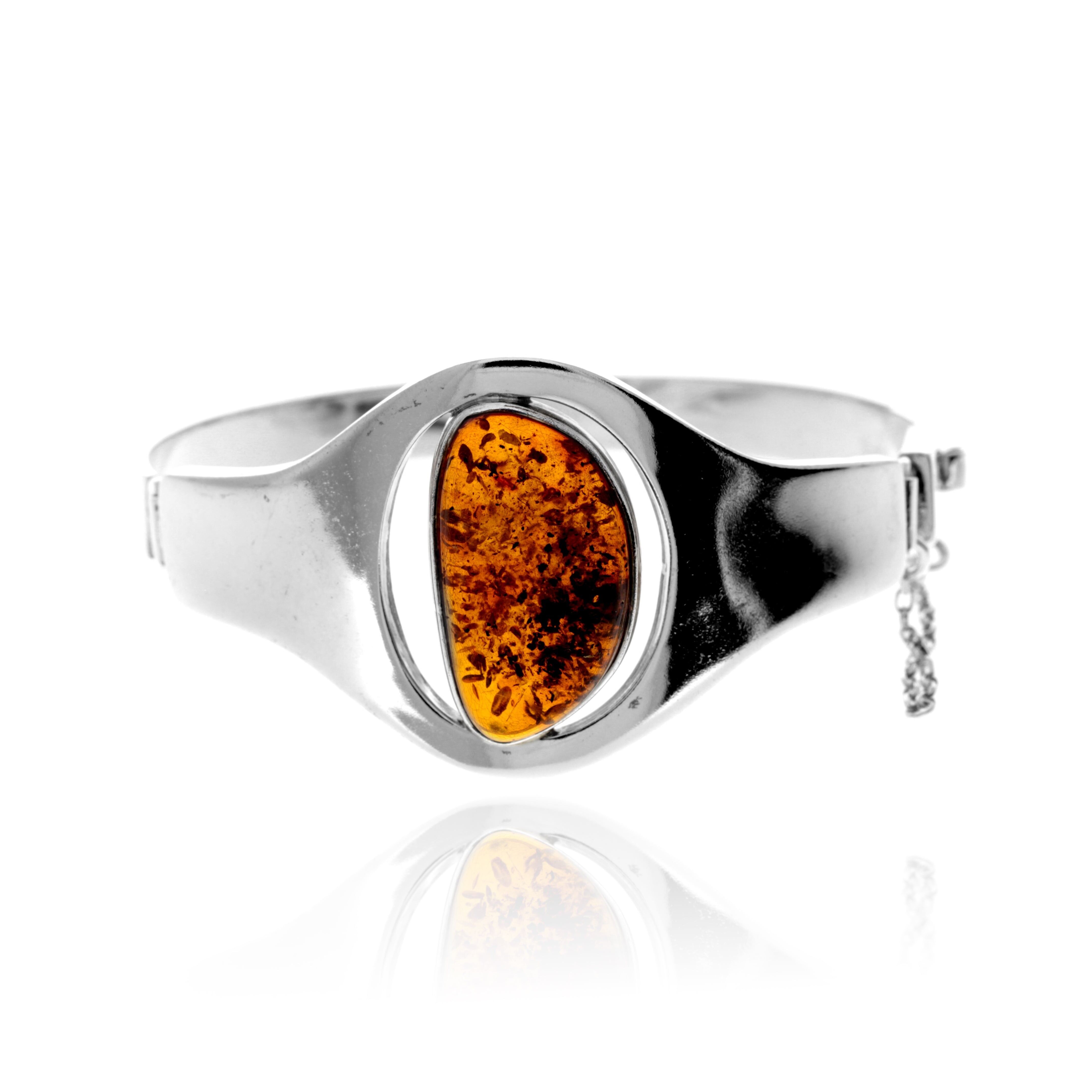 Exklusiver Armreif aus 925er Sterlingsilber und echtem baltischen Bernstein in Cognac – BL0244