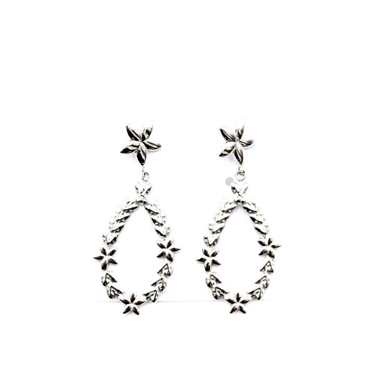 Silberne Ohrringe mit Blumen