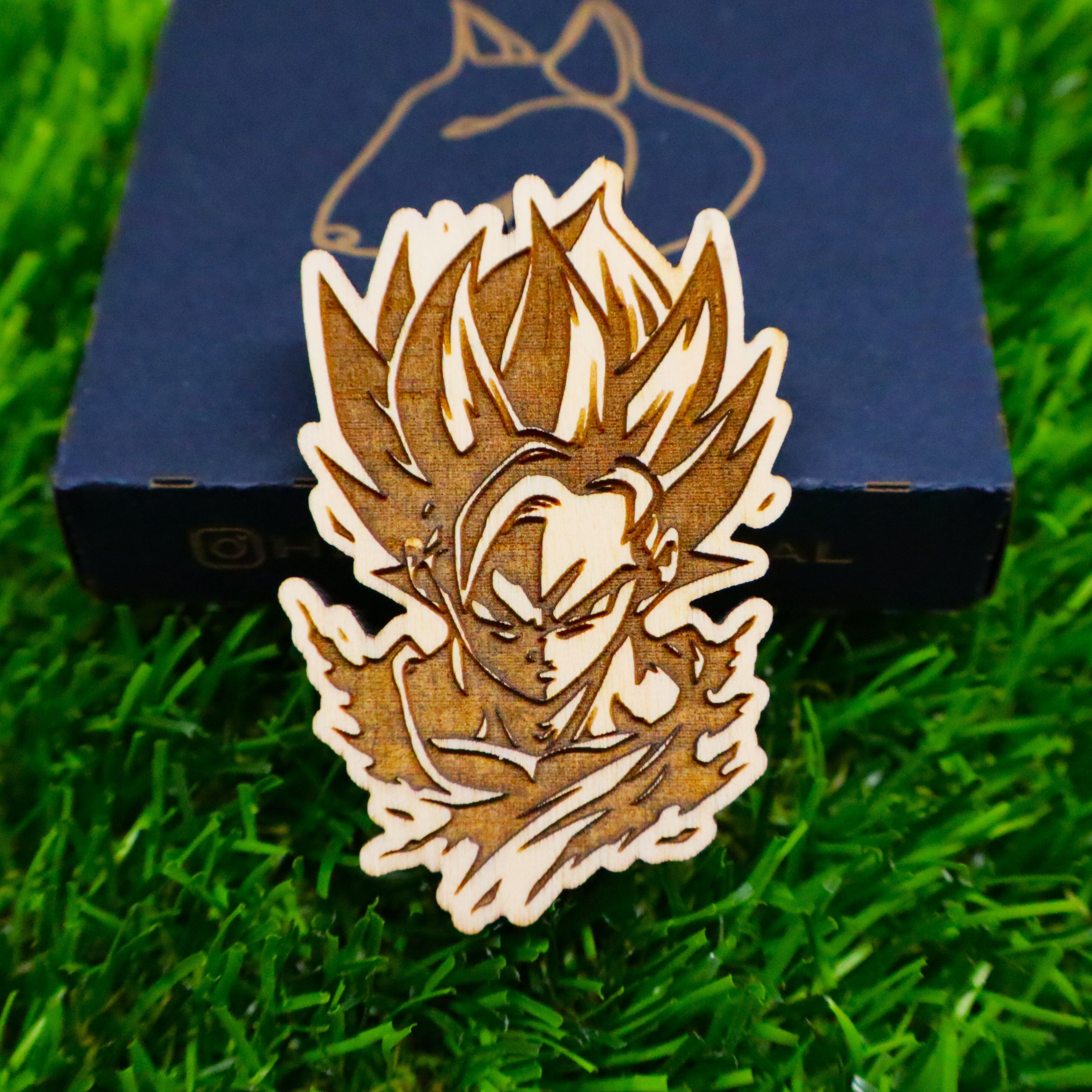 Goku Super Saiyajin Magnet – Dragon Ball Holz Sammlerstück