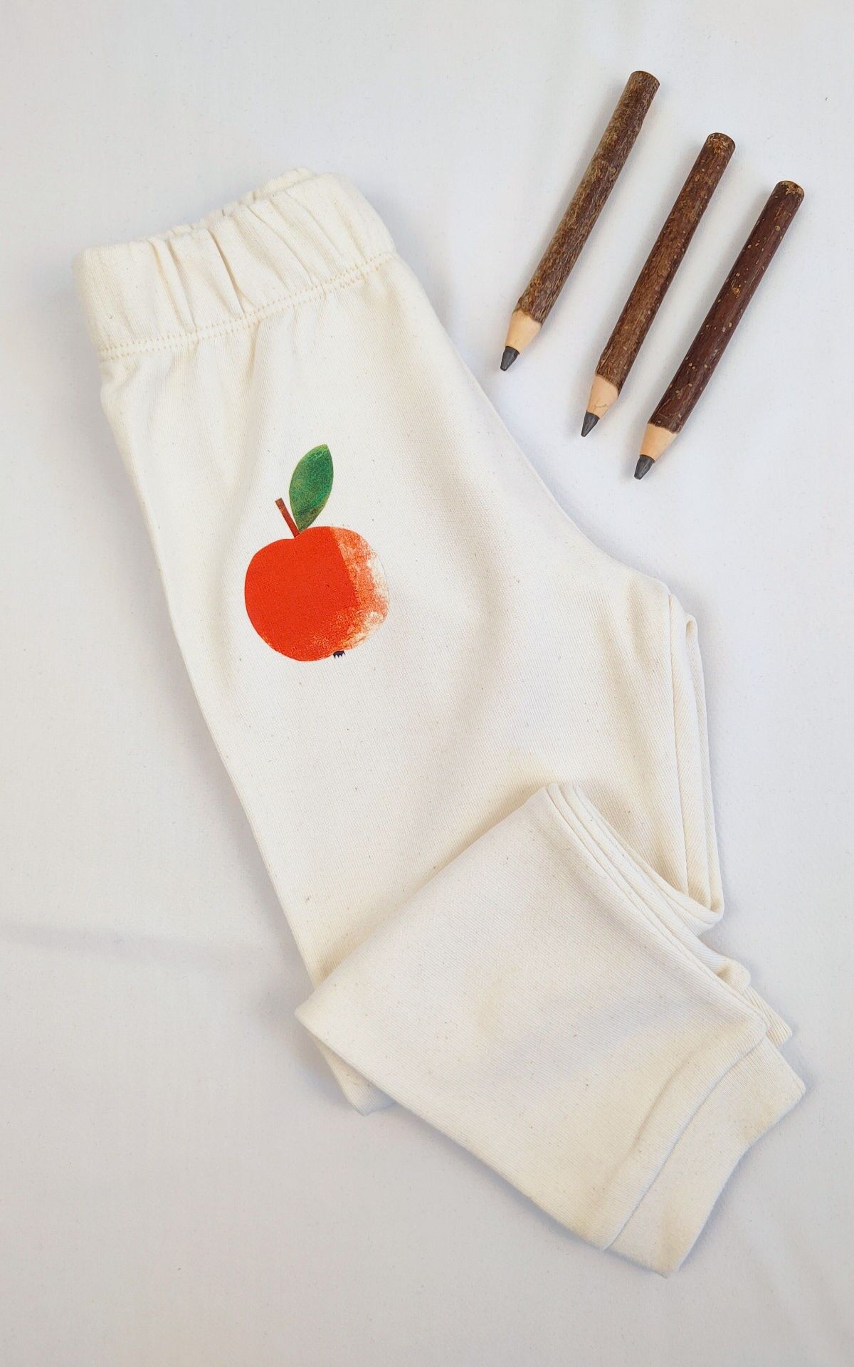 Meladi Kids Pantaloni per neonati in cotone biologico - Mela su tessuto grezzo naturale