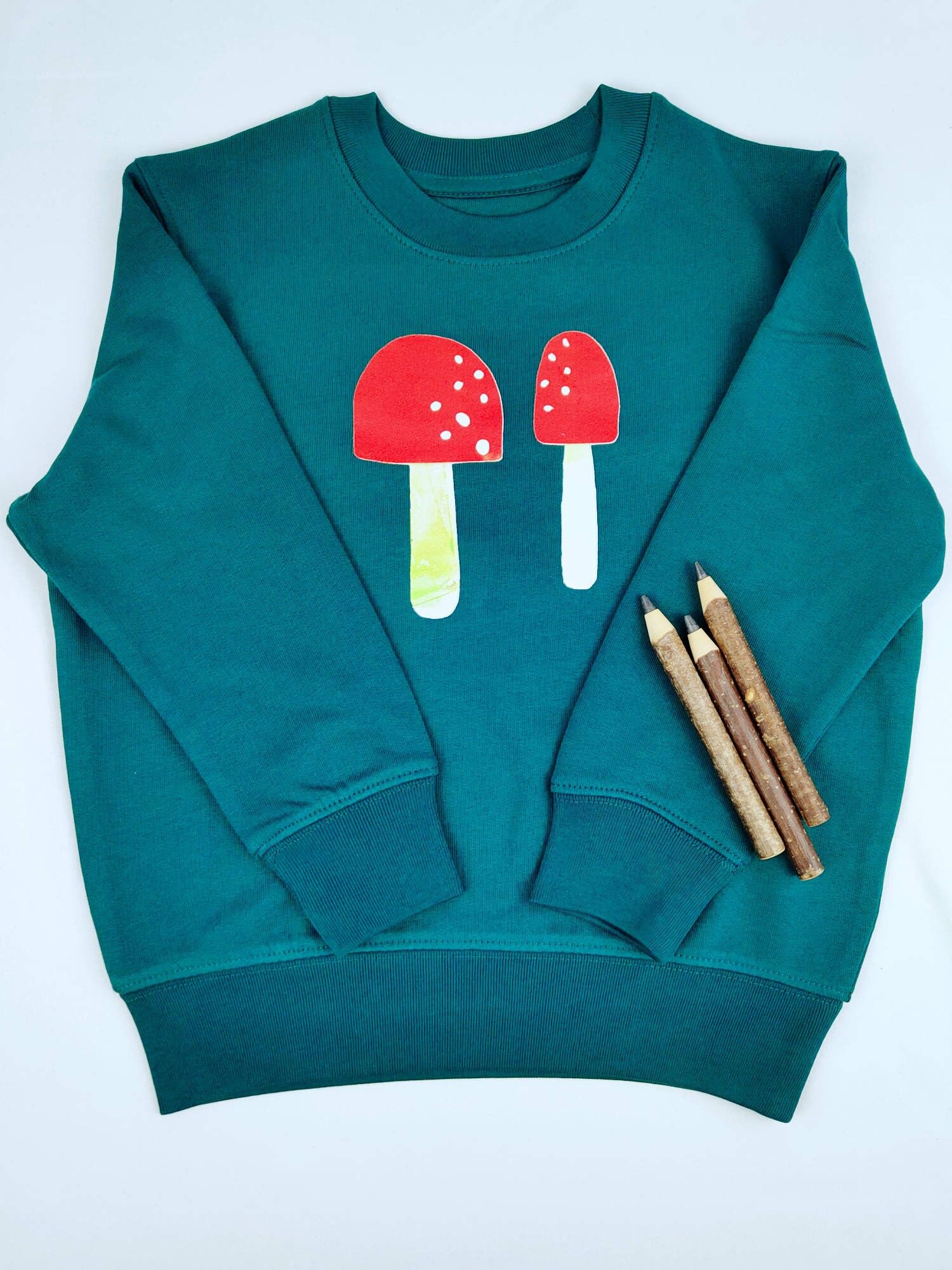Maglione per bambini Meladi in cotone biologico - Funghi su verde foresta