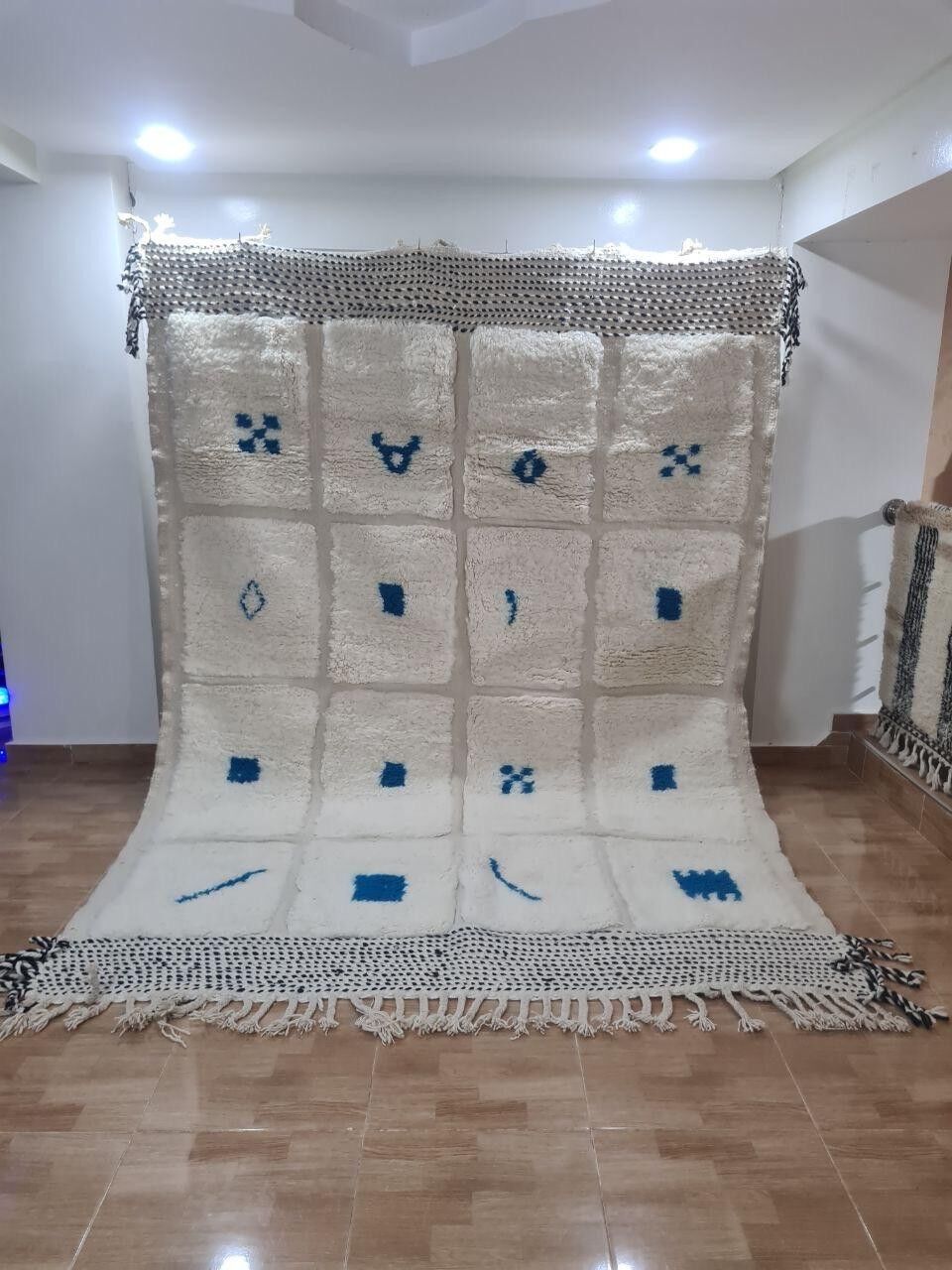 Auténtica alfombra bereber anudada a mano – Pelo largo, 100 % lana 070