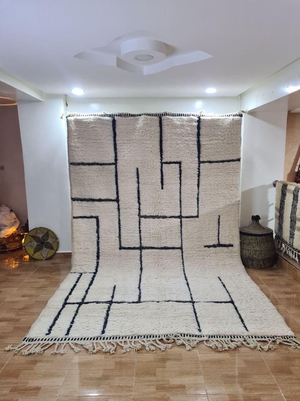 Authentic Hand-Knotted Berber Rug – High-Pile, 100% Wool 172