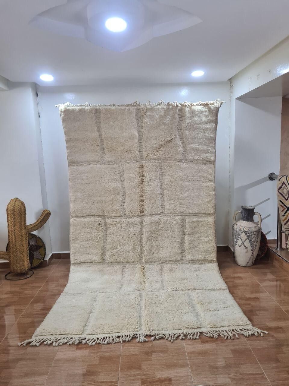 Authentic Hand-Knotted Berber Rug – High-Pile, 100% Wool 187