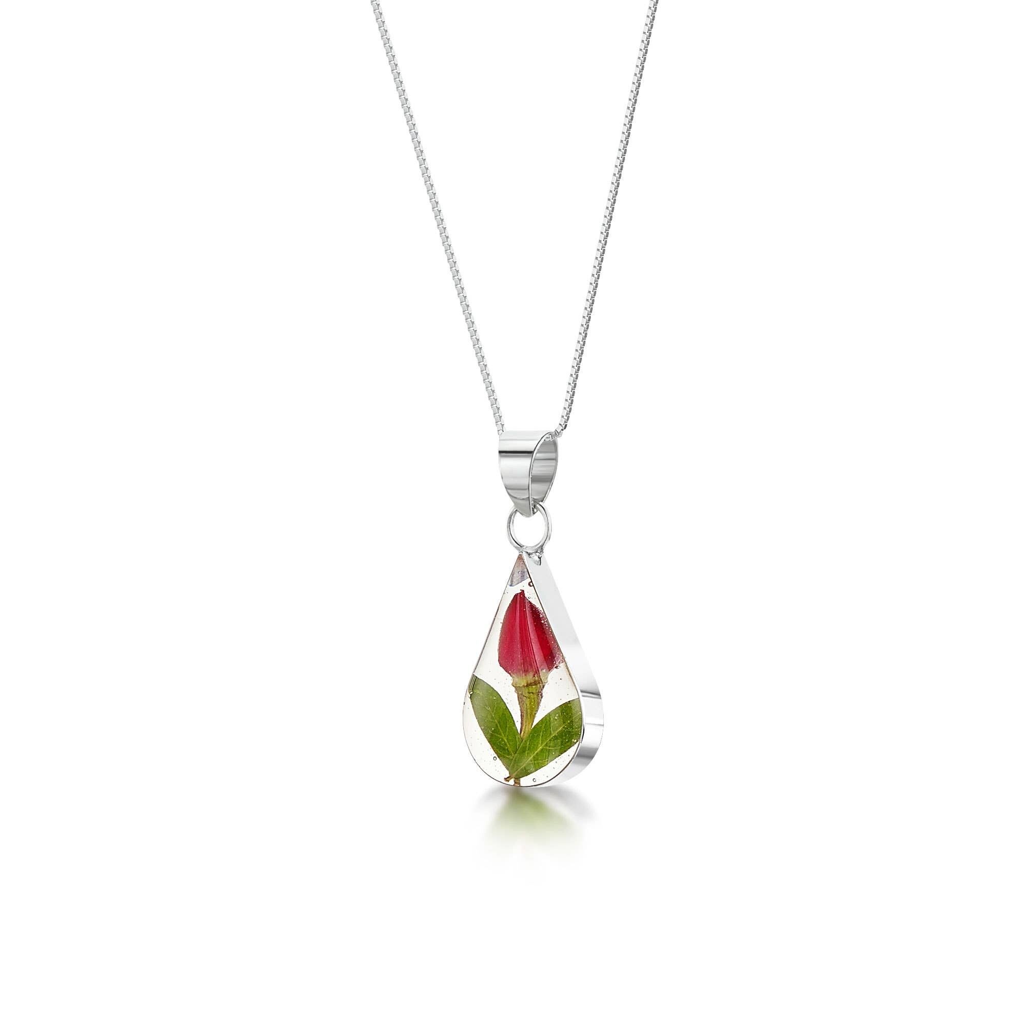 Collana con ciondolo in argento - Bocciolo di rosa - Lacrima.
