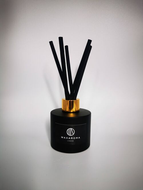 Wild Fig & Cassis Diffuser__Glass / Silver