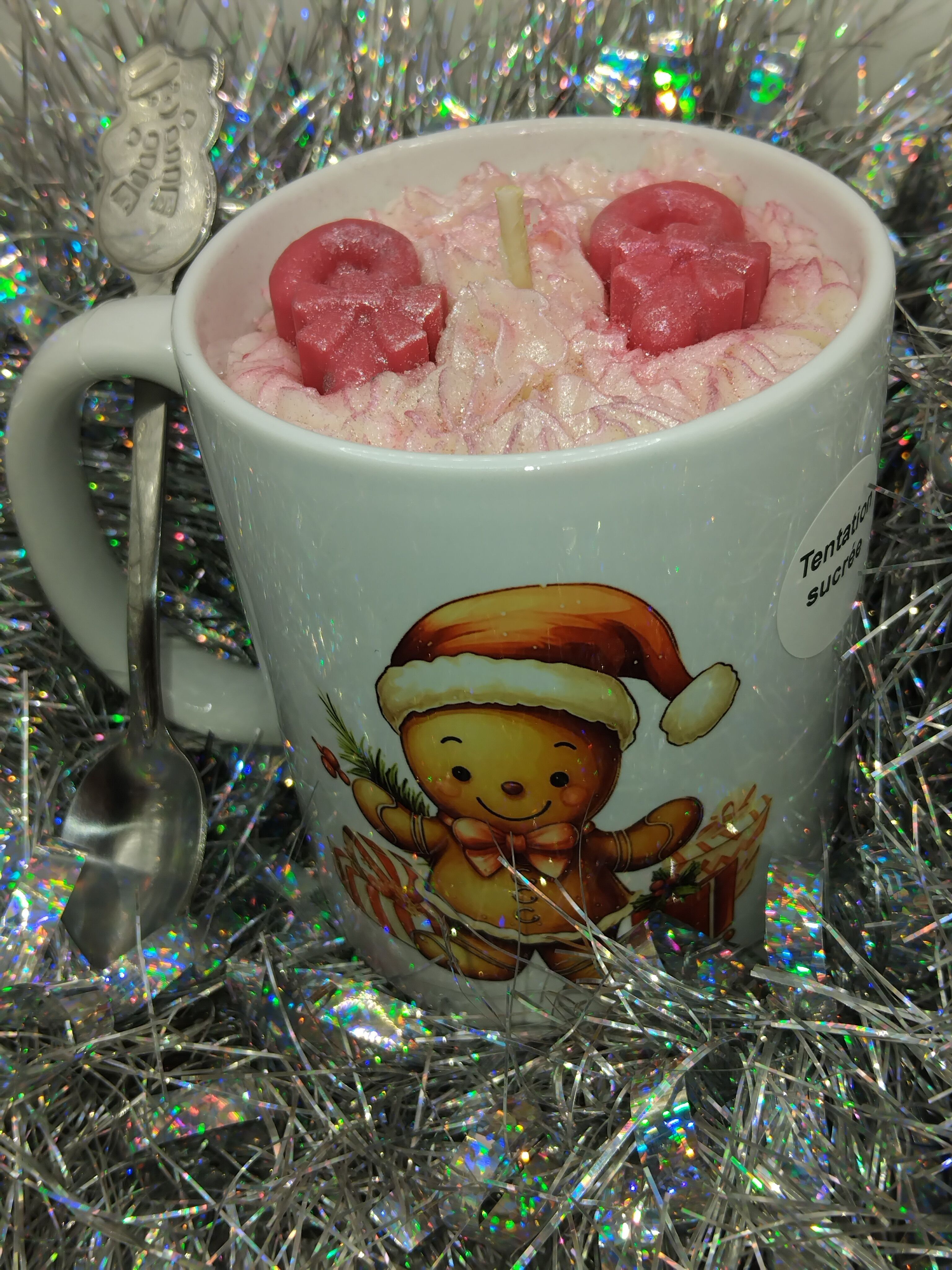 Christmas scented candle - sweet temptation