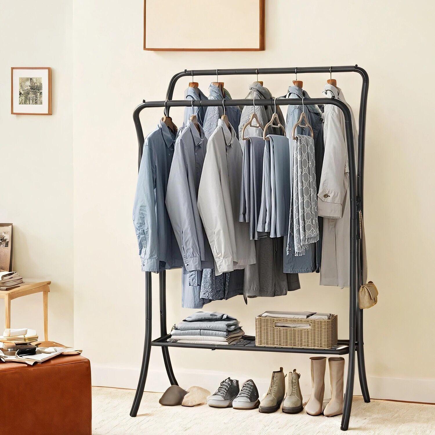 Appendiabiti in metallo con 6 ganci nei toni del nero - 46 x 100 x 155 cm 1