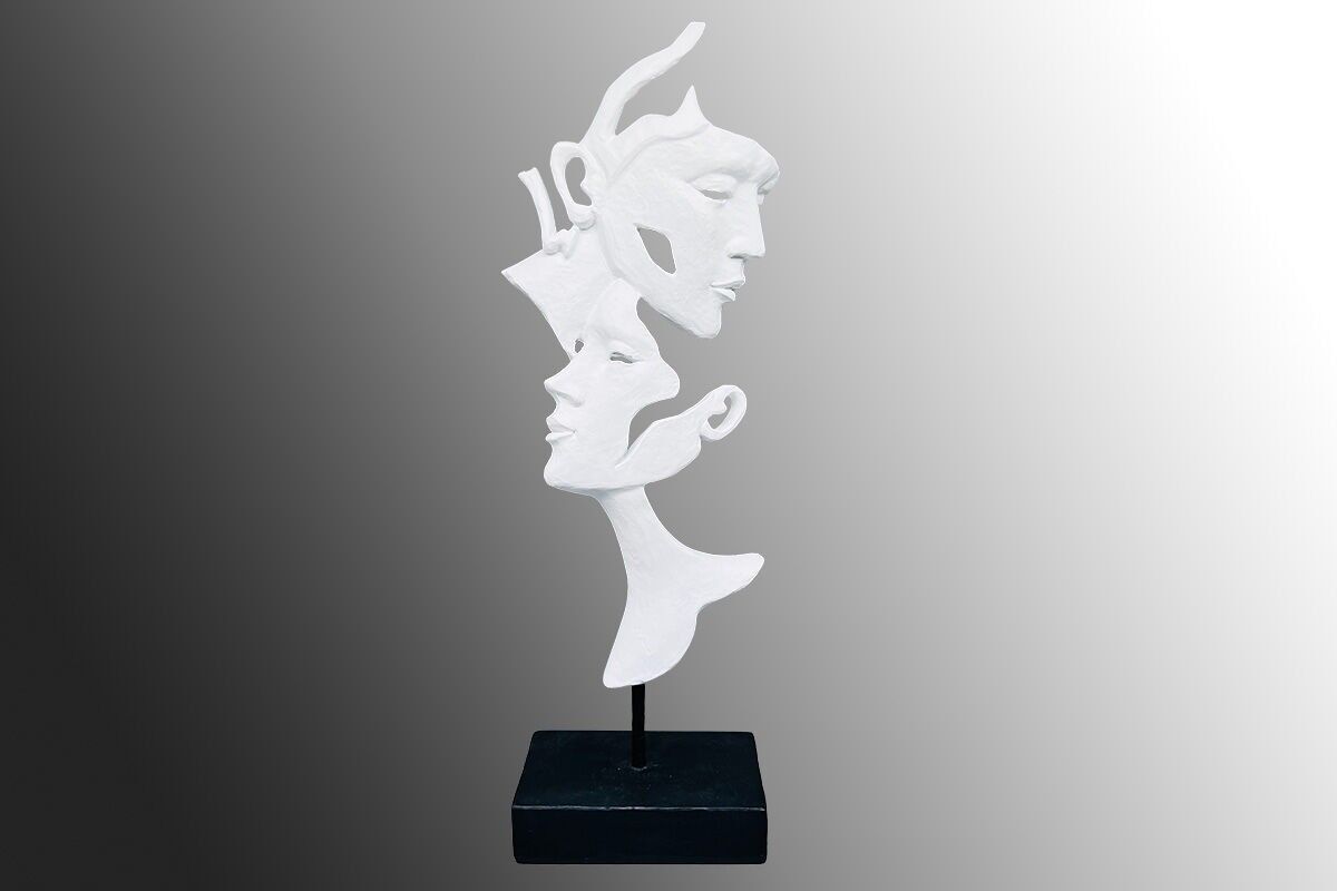 DA2102 - SKULPTUR EINES WEISSEN PAARES - INITIALEN