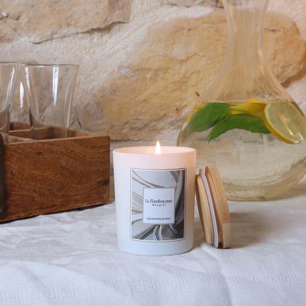 Cashmere and Silk scented candle
