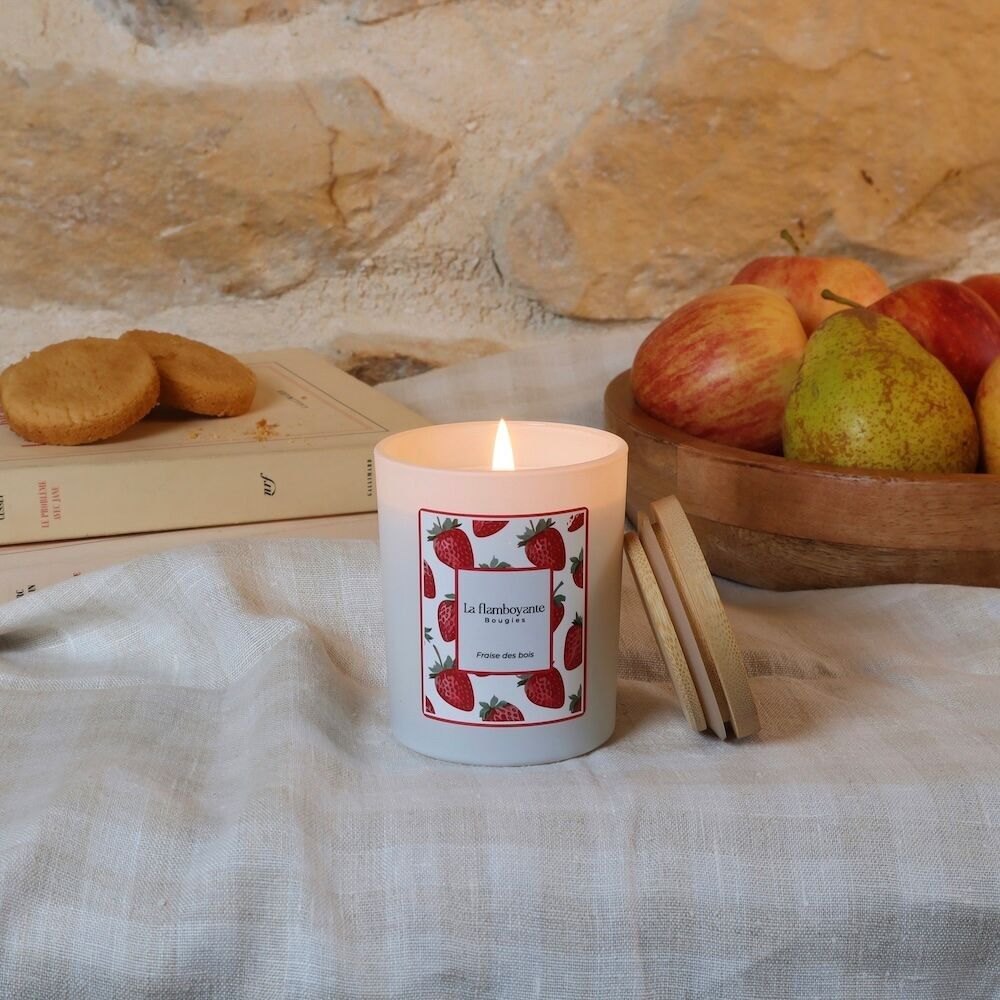 Wild strawberry scented candle