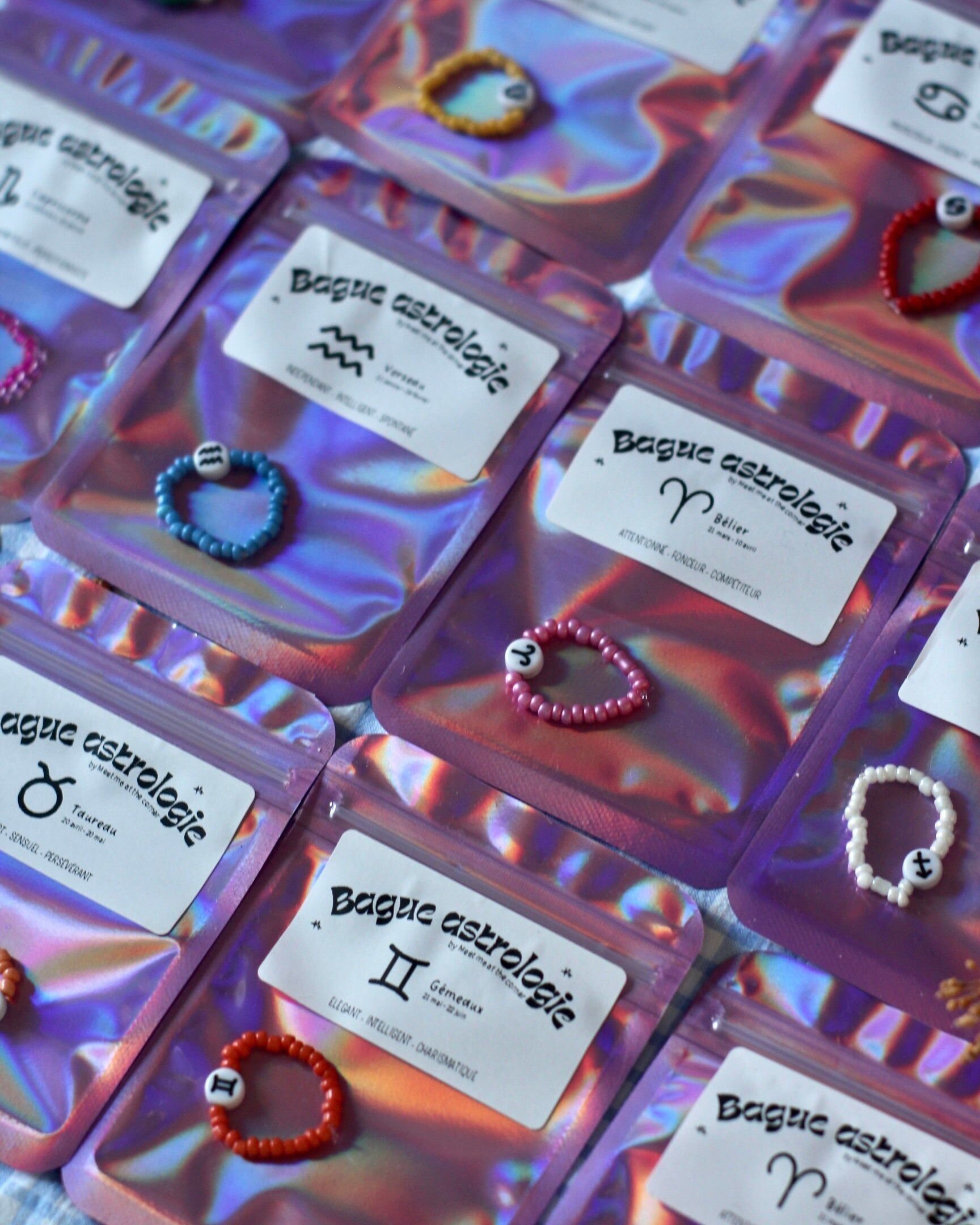 Anello astrologico con perle