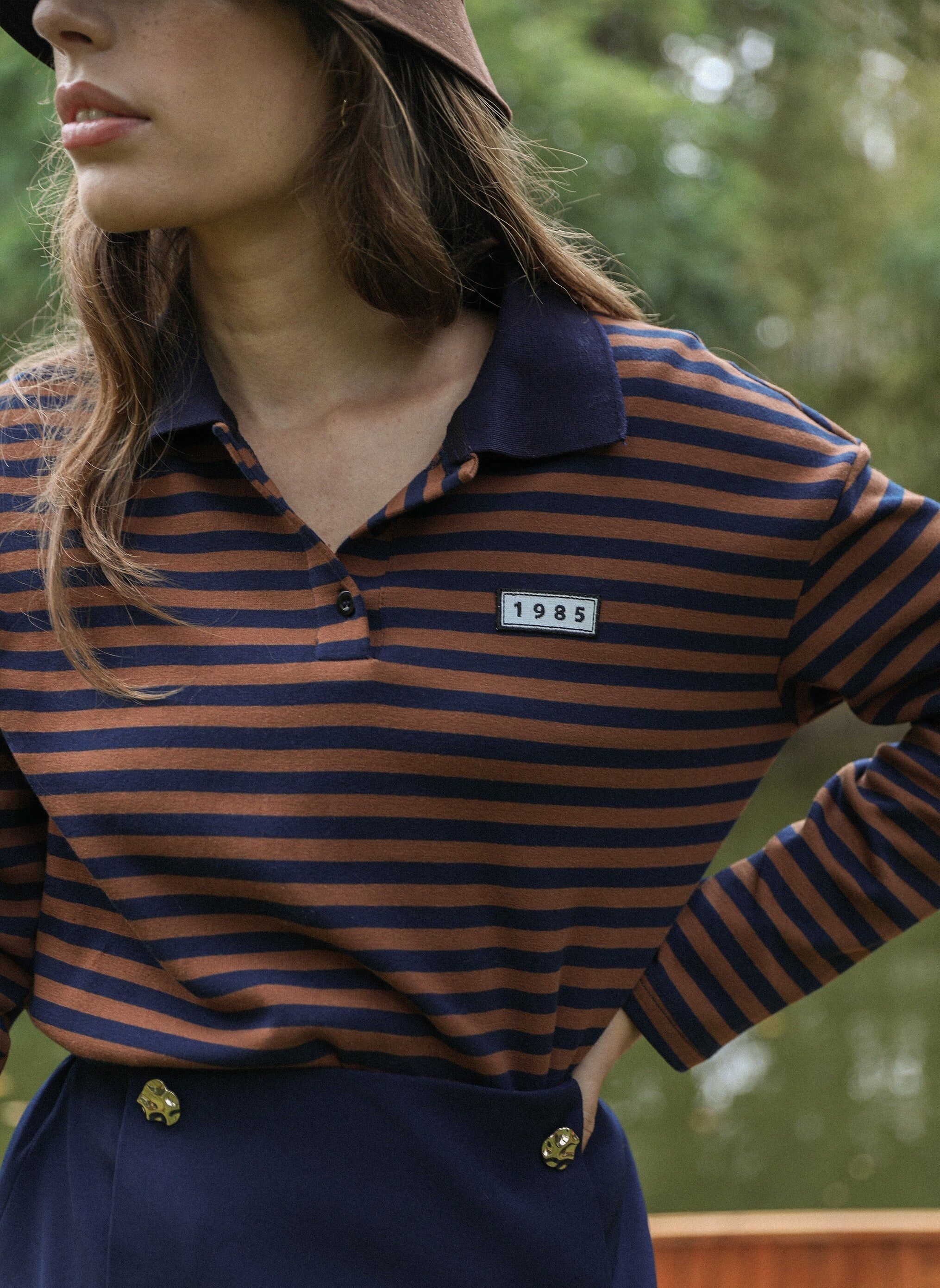 APONIE marineblaues T-SHIRT