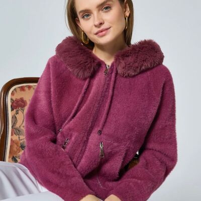 Gilet morbido con cerniera e cappuccio in pelliccia - 590