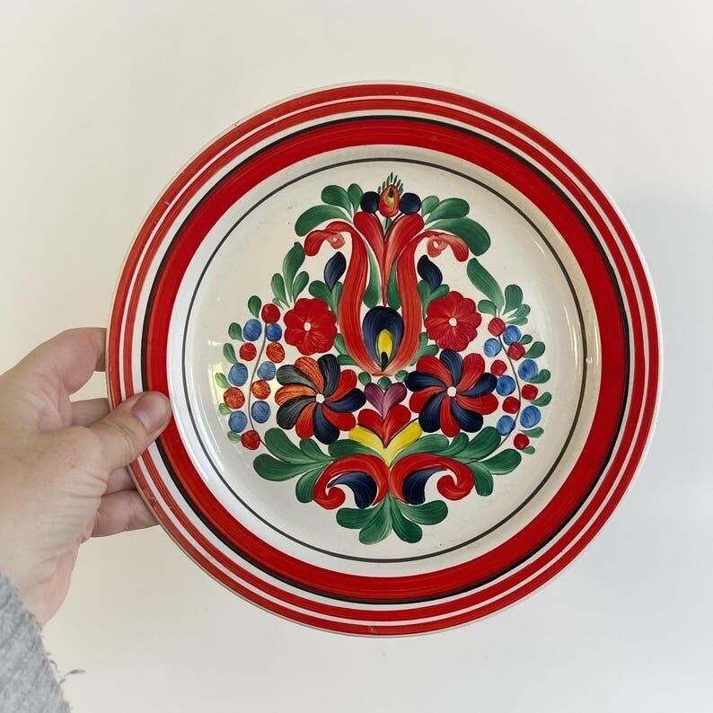 Piatto da parete in ceramica dipinto a mano vintage - Prodotto in Ungheria