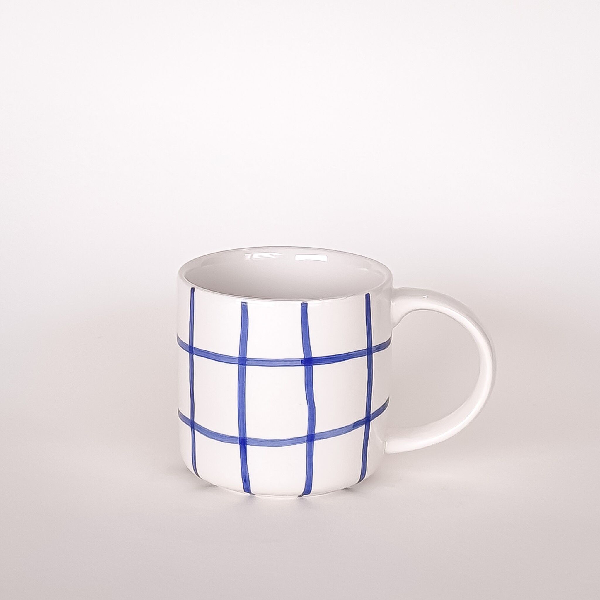 Ceramic mug - blue check - hand-painted
