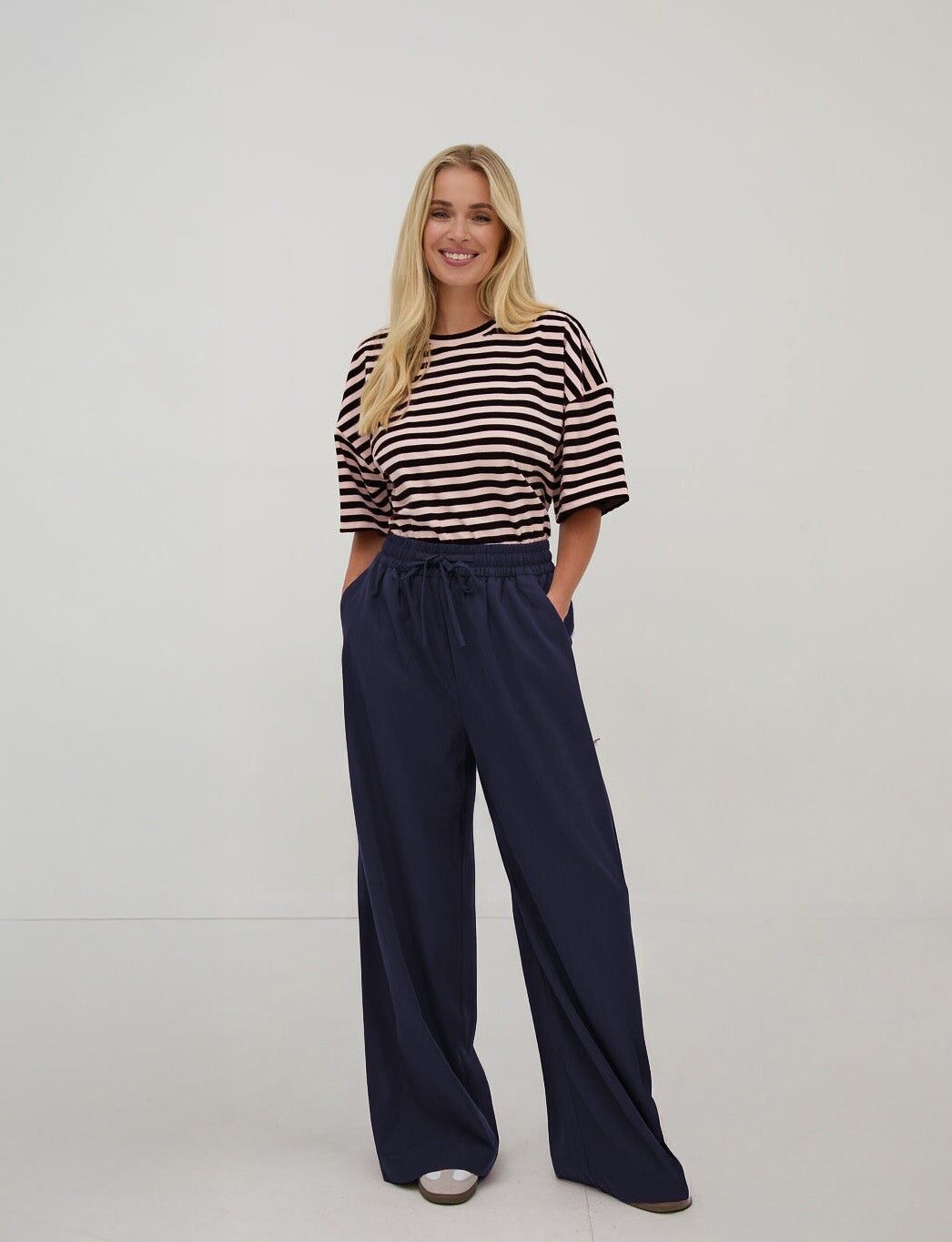 Pantalones supersuaves Ebba Navy