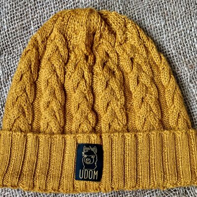 Fitted Cable Knit Hat – Mustard