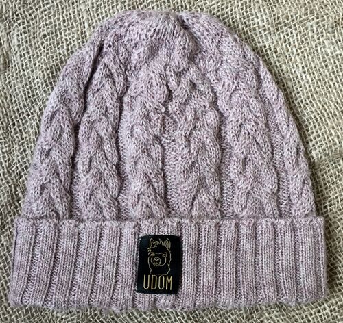 Fitted Cable Knit Hat – Pink Melange