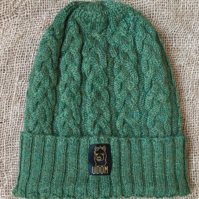 Bonnet ample en tricot torsadé – Vert mélange