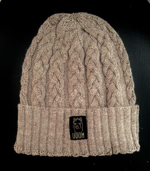 Slouchy Cable Knit Hat – Beige
