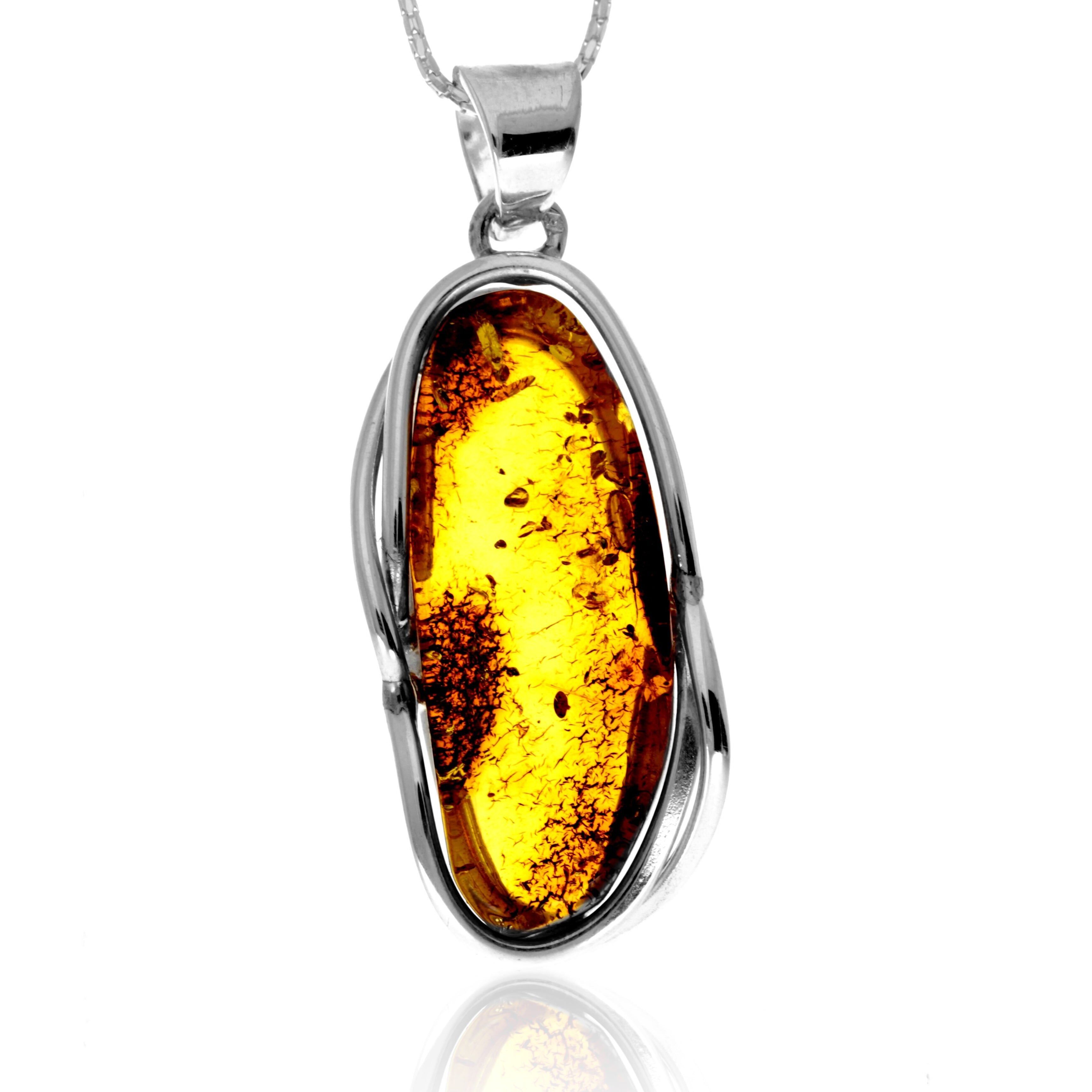 Exklusiver Anhänger aus 925er Sterlingsilber und echtem baltischen Bernstein in Cognac – PD2644