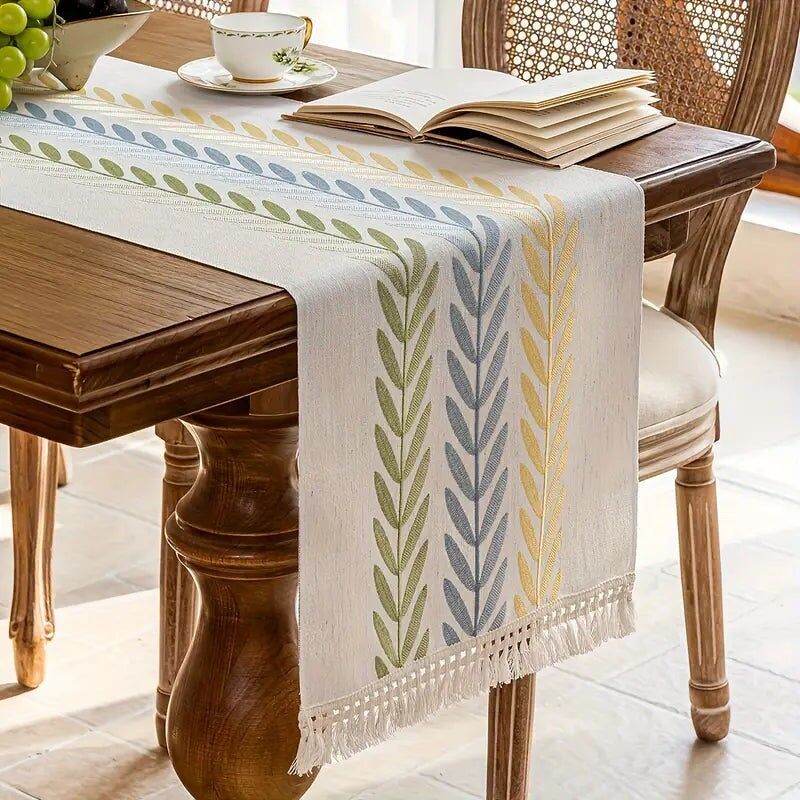 Runner da tavolo ricamato floreale - Poliestere bianco con nappe