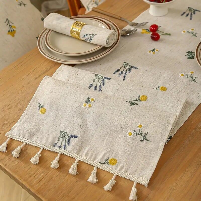 Runner da tavolo floreale beige - Poliestere con nappe per arredo sala da pranzo e cucina