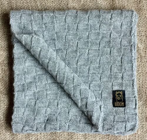Squares Knit Scarf – Grey