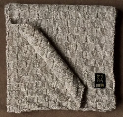 Squares Knit Scarf – Beige