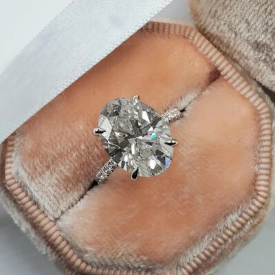 6.Anello di fidanzamento con moissanite ovale da 75 carati - Anello a 4 punte con griffe - Anello con moissanite pavé - Delicato anello di fidanzamento con alone nascosto - Argento sterling 925