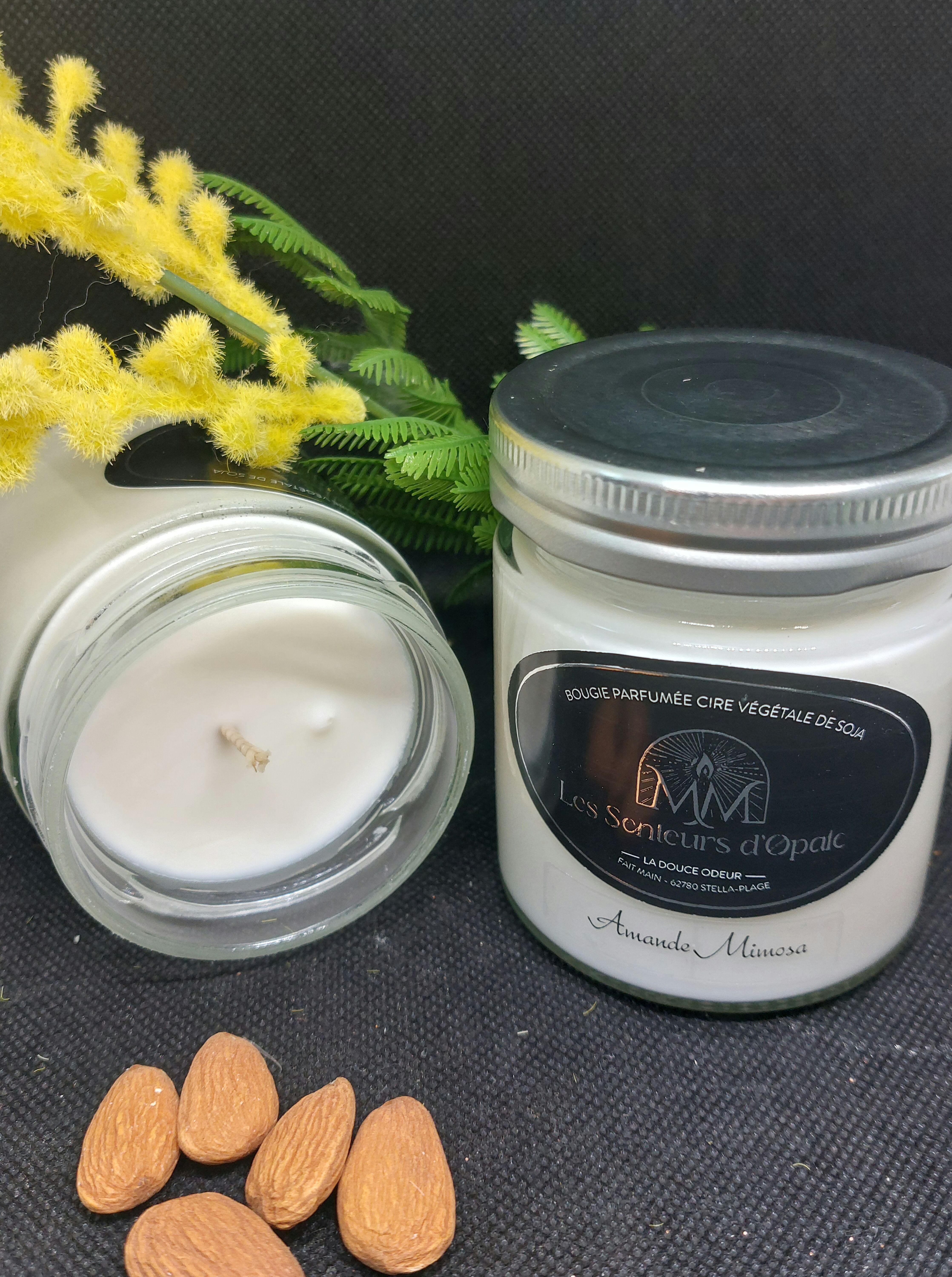 Scented candle made from vegetable wax SOYA - MIMOSA ALMOND (150gr)