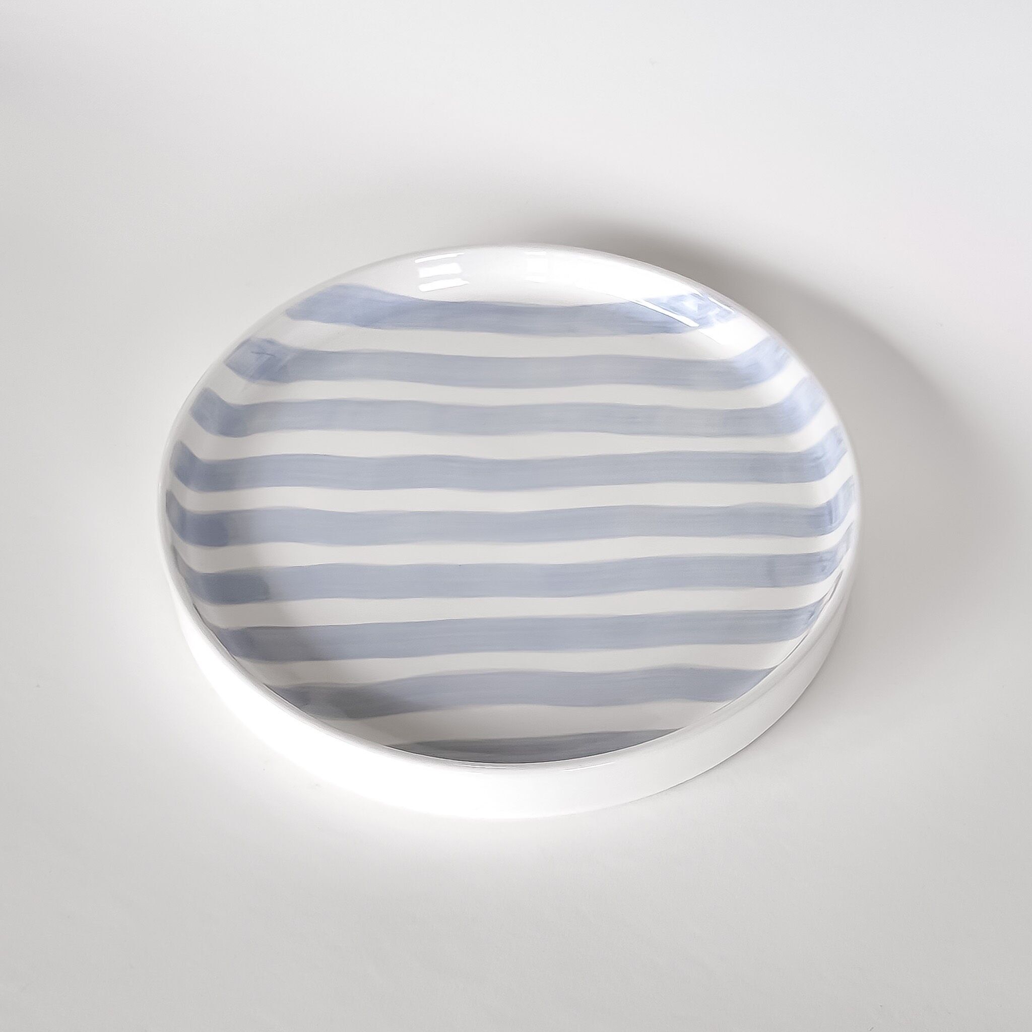 Piatto - strisce azzurre - dipinto a mano