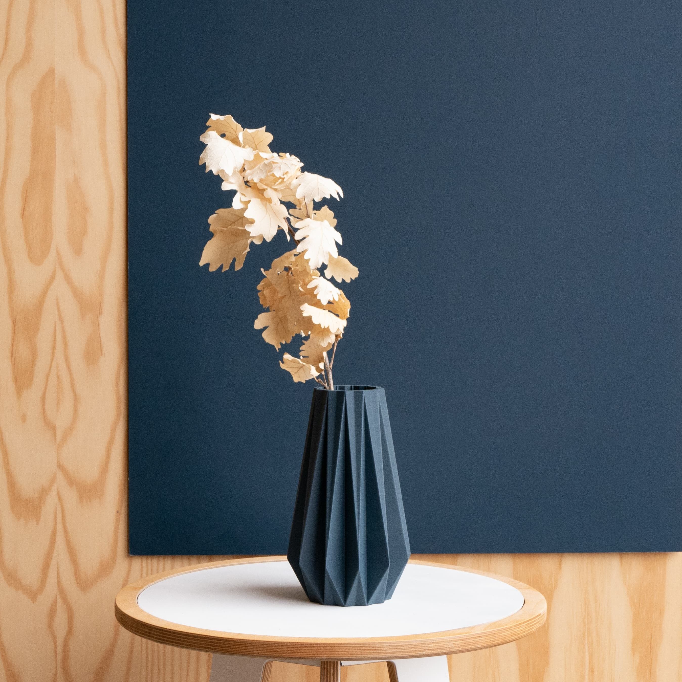 Origami-Vase – Parfait aus getrockneten oder gebrochenen Blumen
