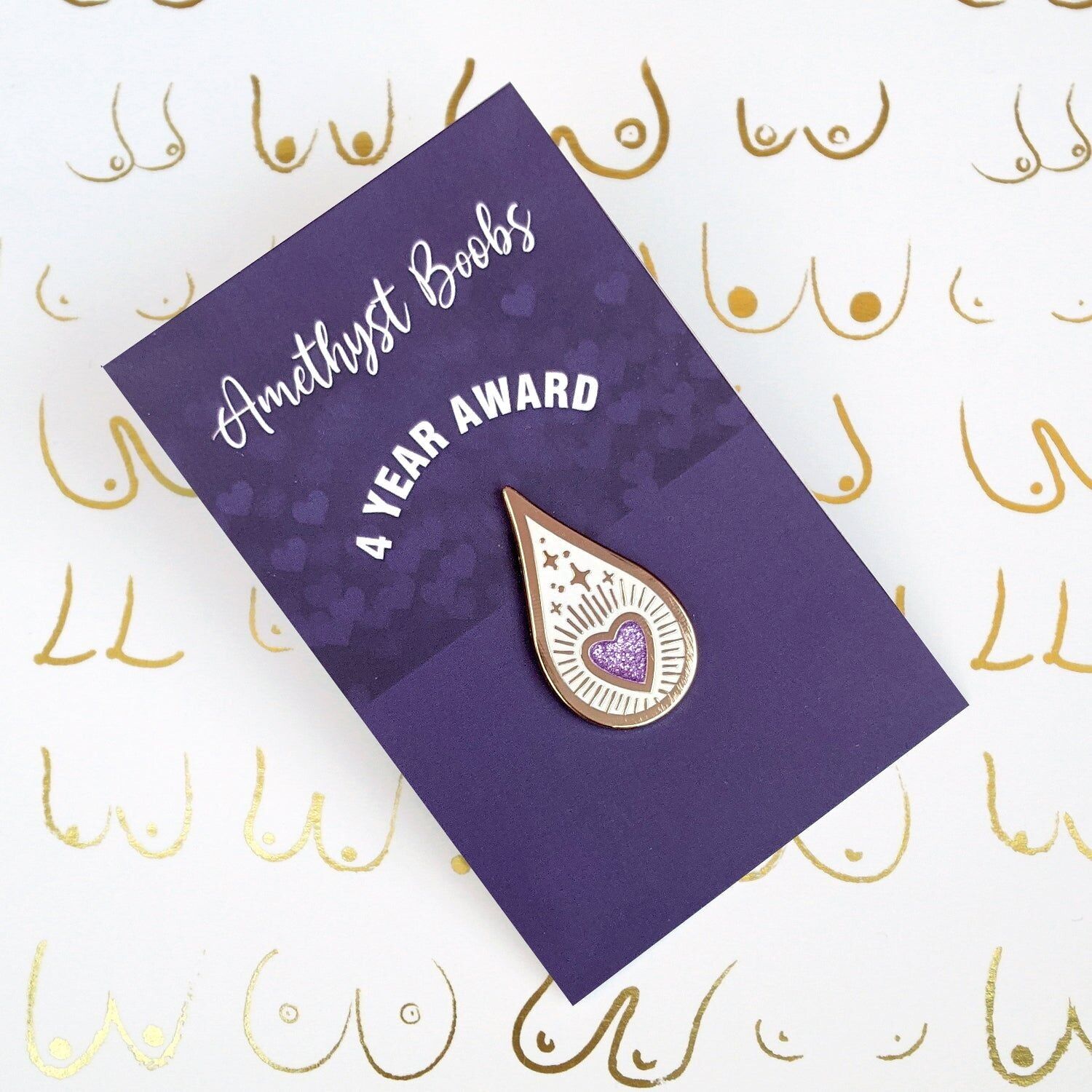 Épingle en émail « Gouttes d'améthyste magique » : récompense pour l'allaitement maternel et l'expression de la voix pendant 4 ans