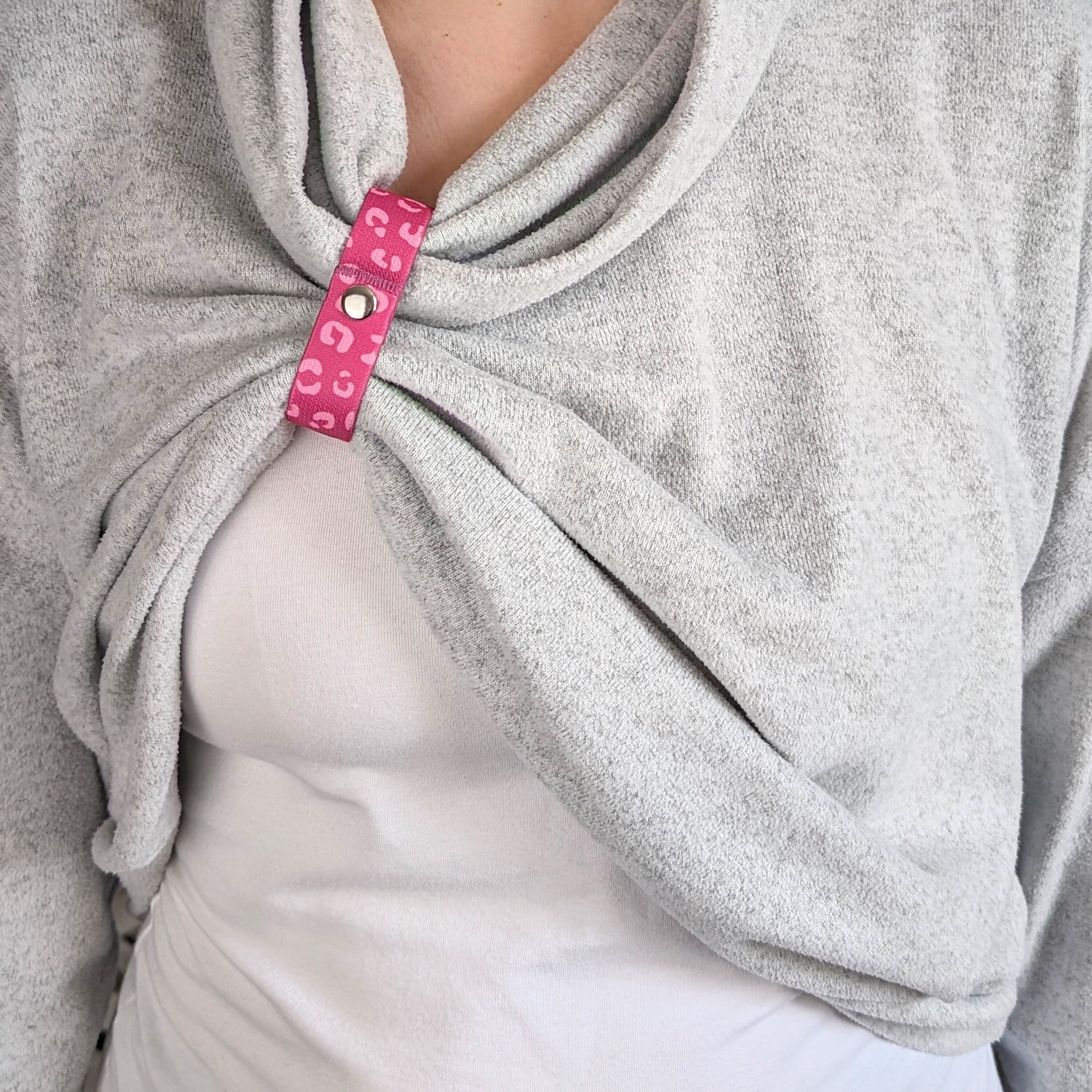 Clip para ropa de lactancia con estampado de leopardo rosa V2