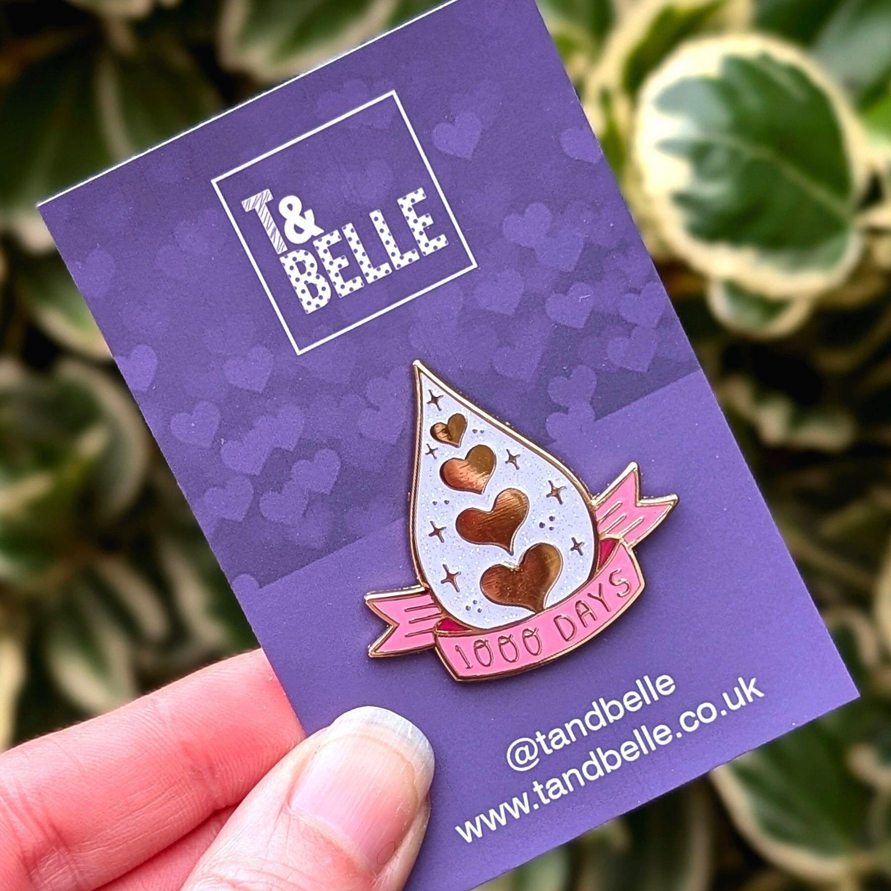 Badge en émail « 1000 jours » : souvenir d'allaitement et d'expression du lait