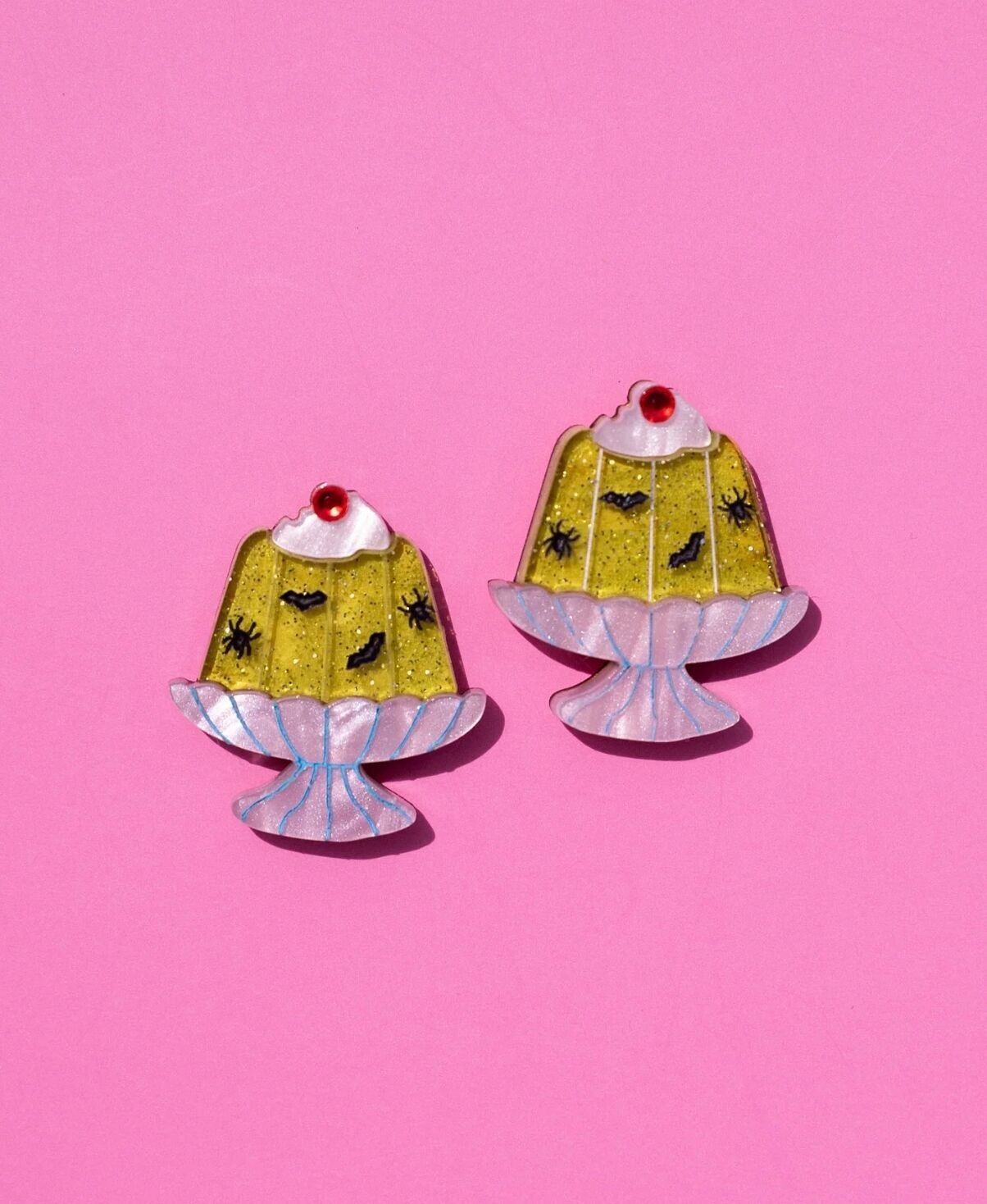 Gruselige Gelee-Ohrringe