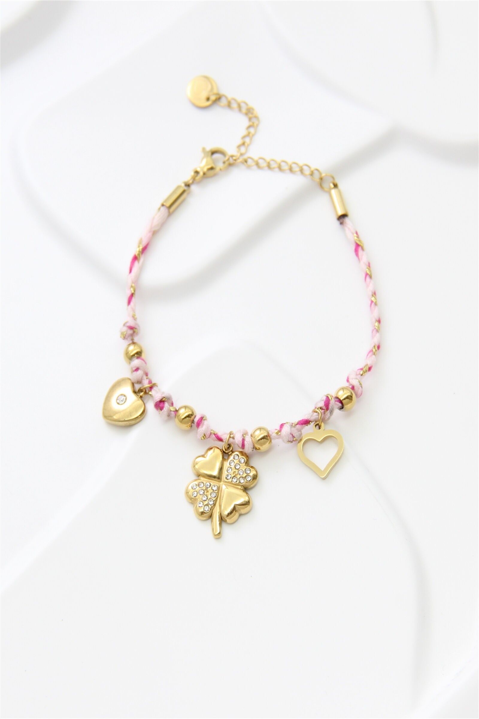 Braccialetto portafortuna con cordino intrecciato e ciondoli dorati