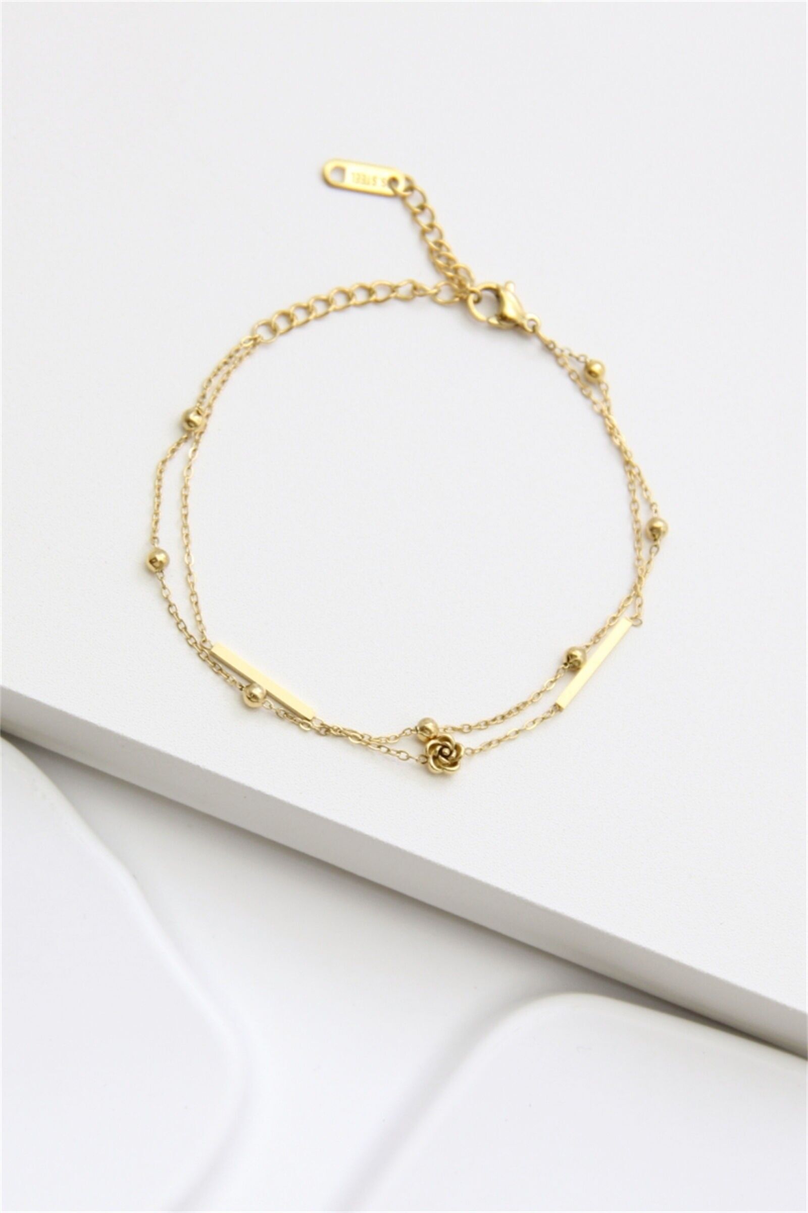 Bracciale a doppia catena in acciaio inossidabile dorato - Delicato ciondolo e finitura perla