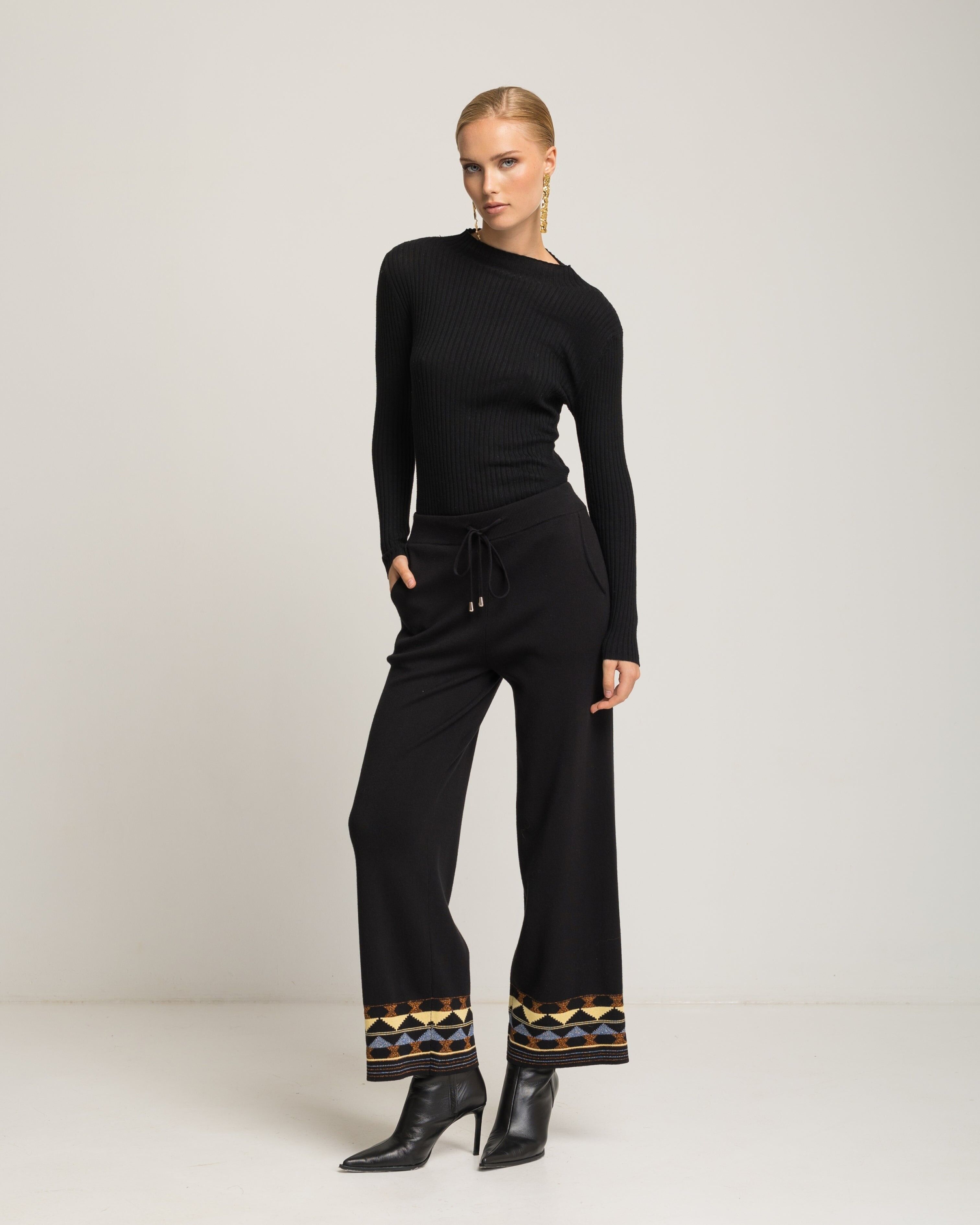 Pantalon punto bordados Alisea