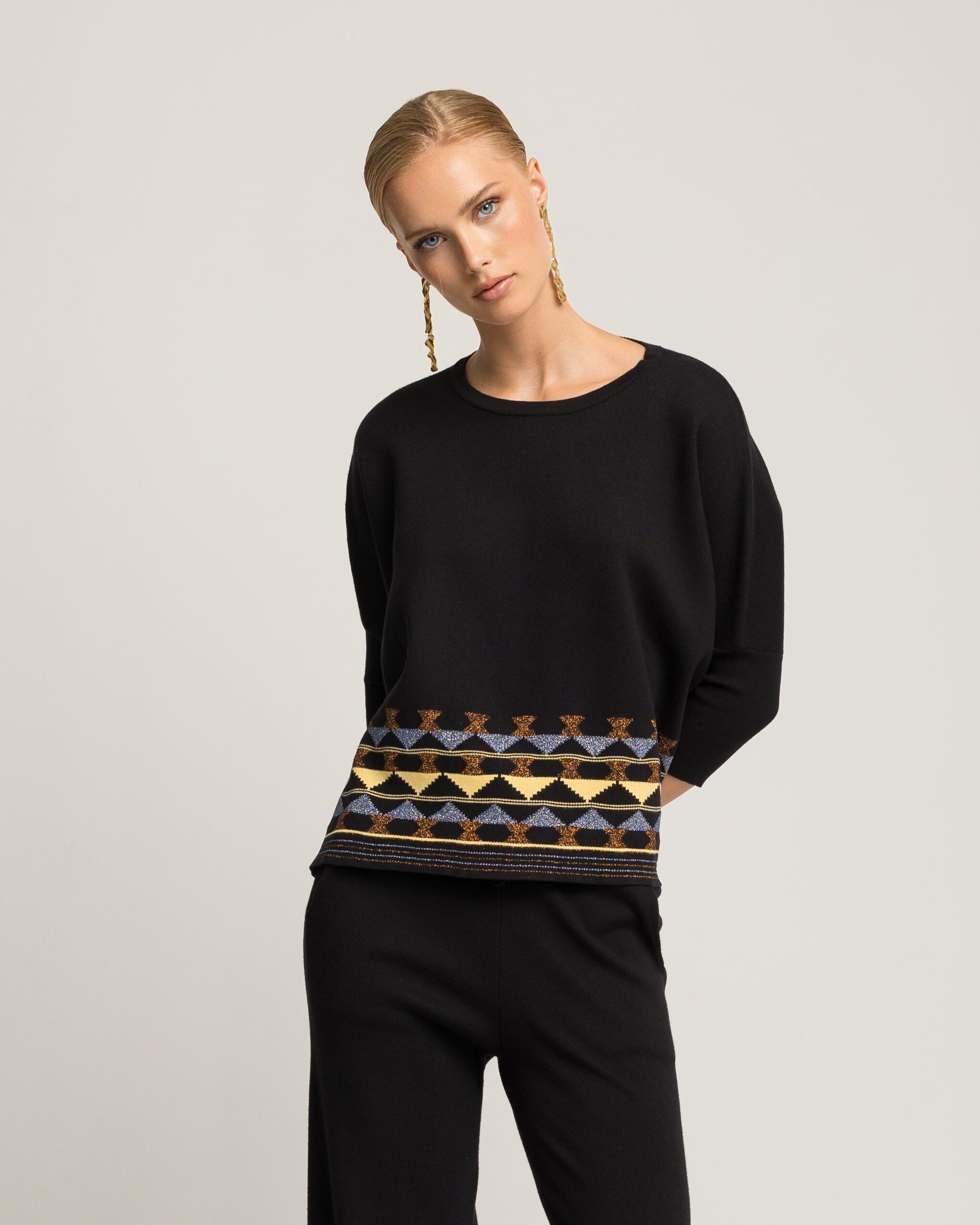 Jersey negro bordado Alisea