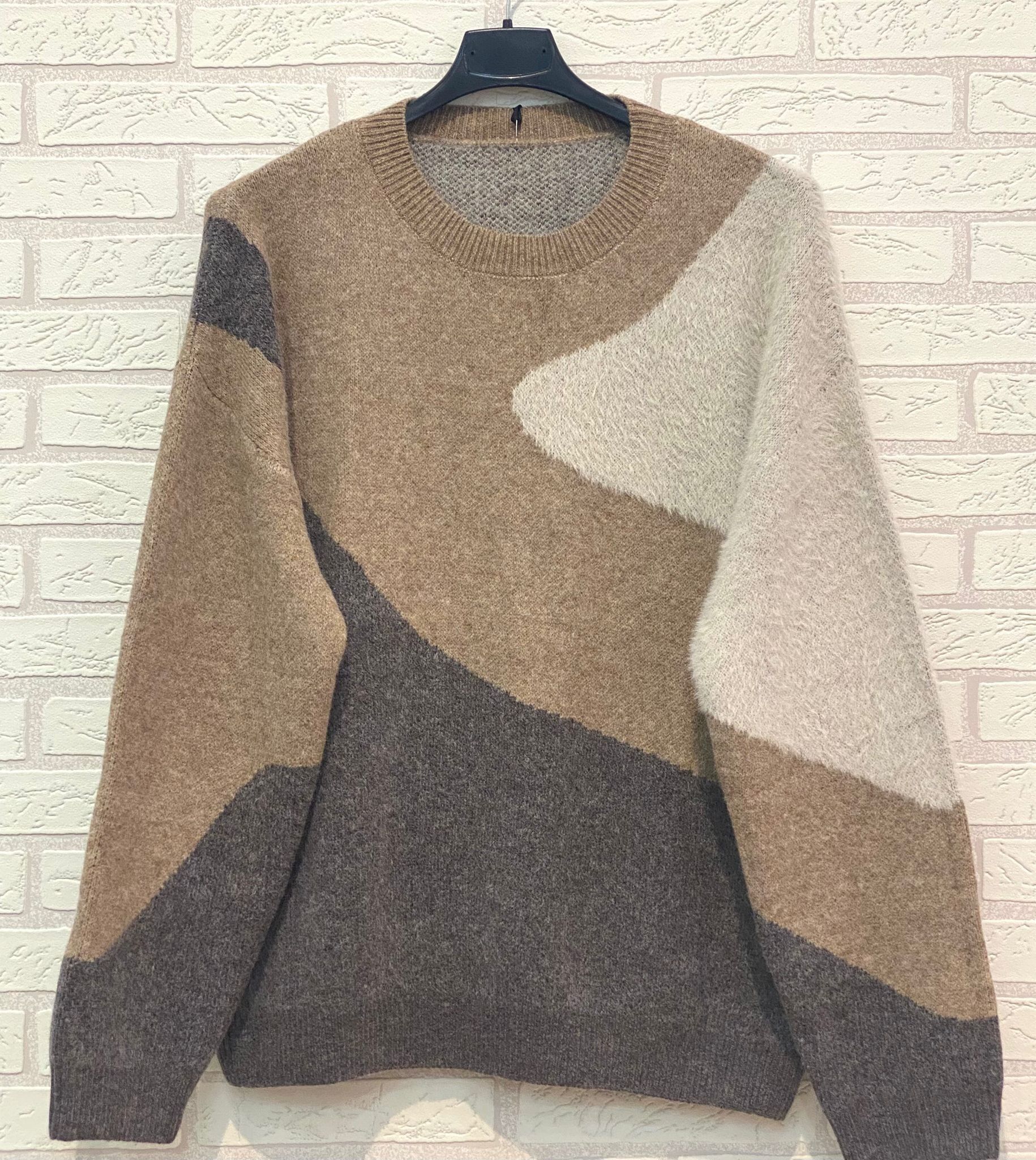 REF.9701 Dreifarbiger Wollpullover