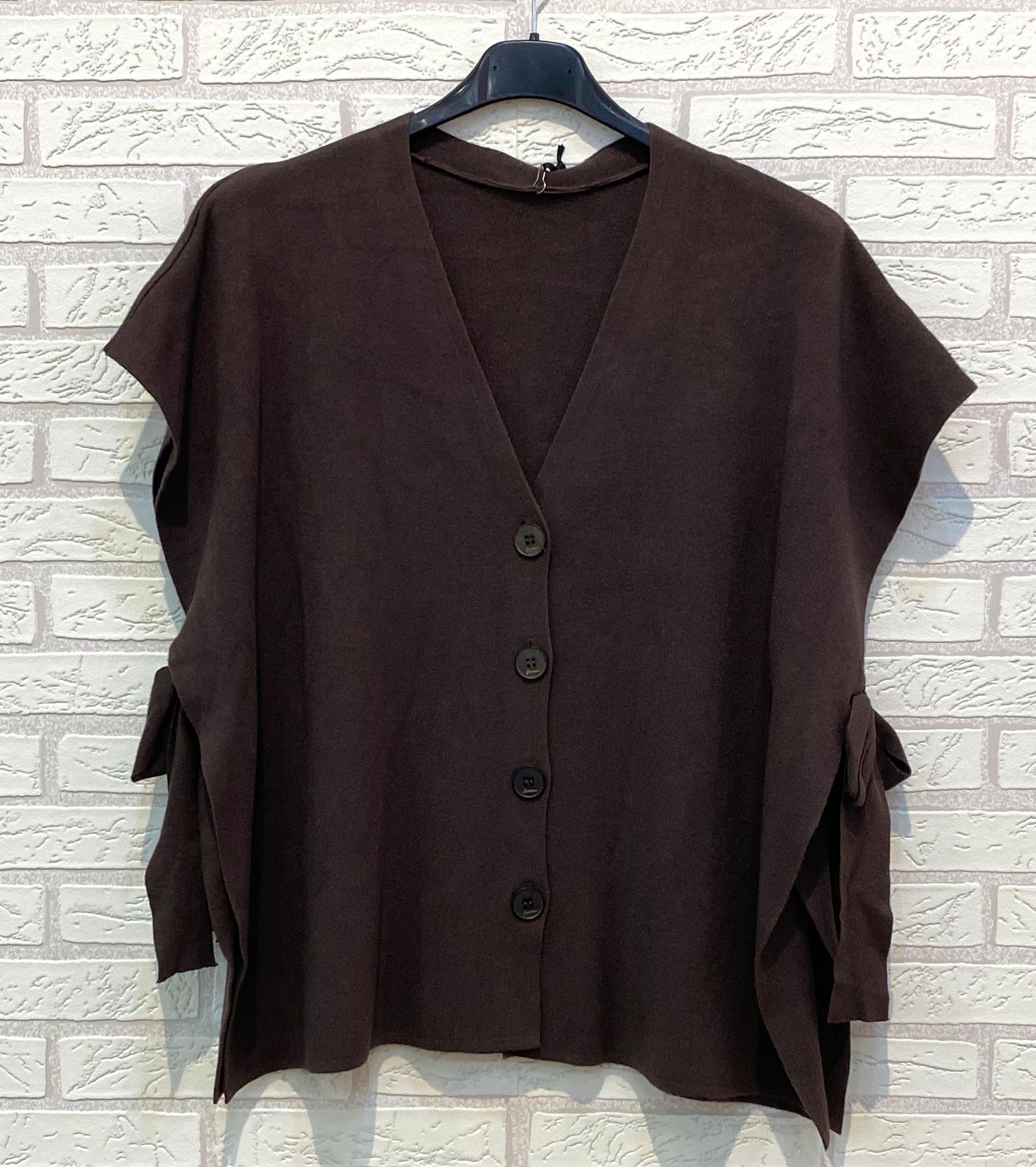 RIF.9383 GILET BOTTONATO APERTO AI LATI