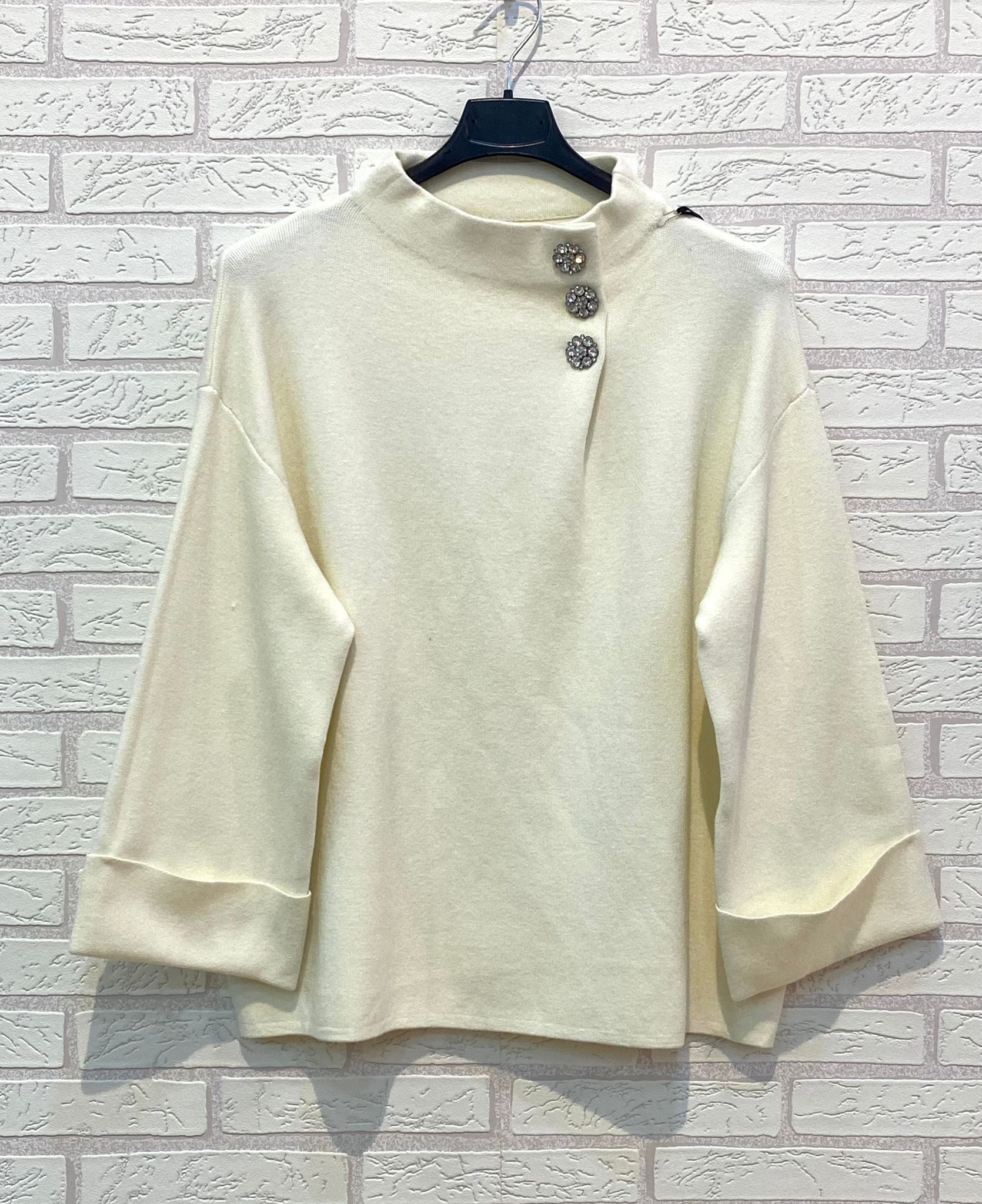 REF.90471 JERSEY DE PUNTO CON PERLAS EN EL CUELLO PERKIN