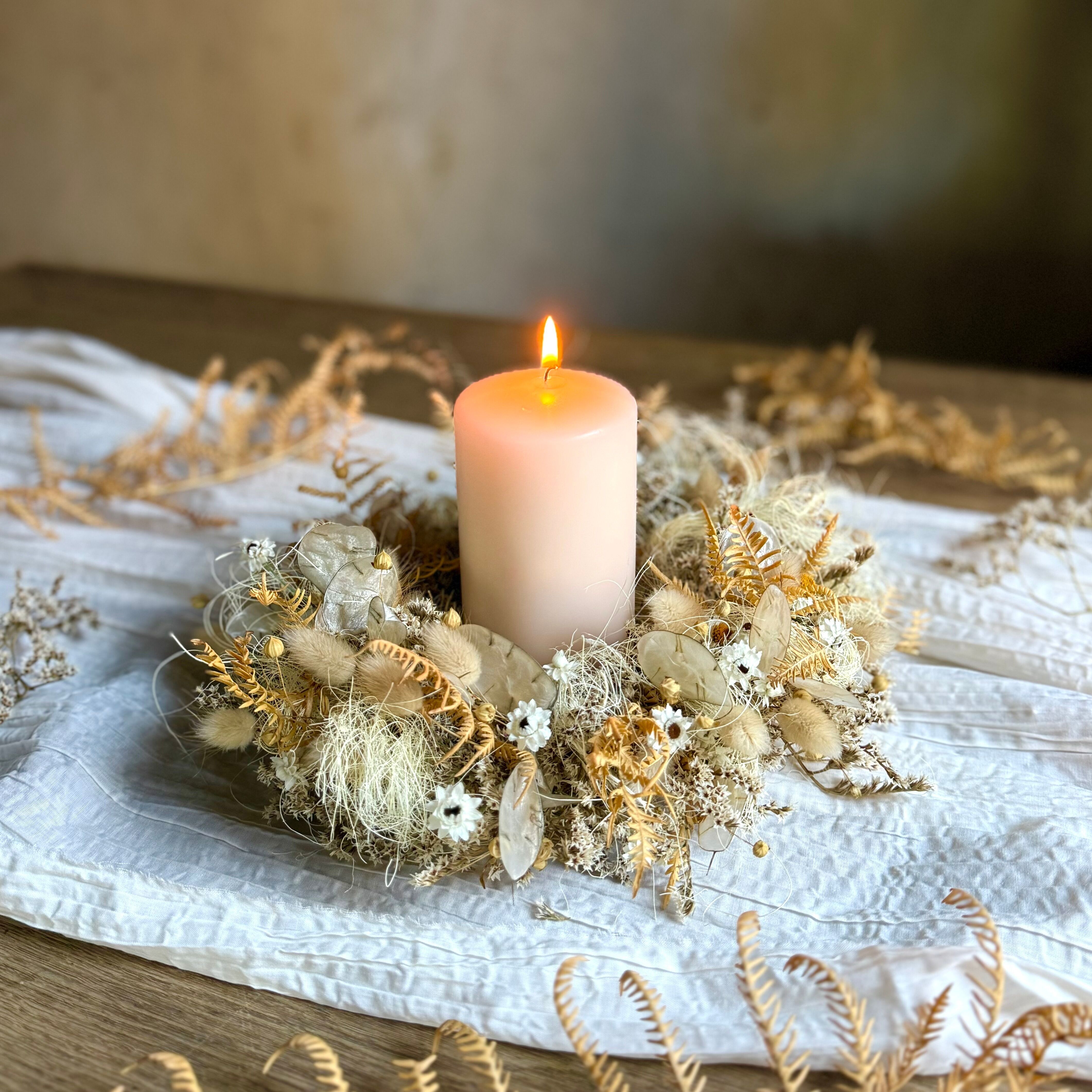 Corona de Adviento - Corona de mesa y pared elaborada con plantas naturales