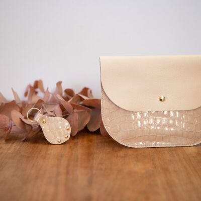 Pochette arrondie en cuir croco beige