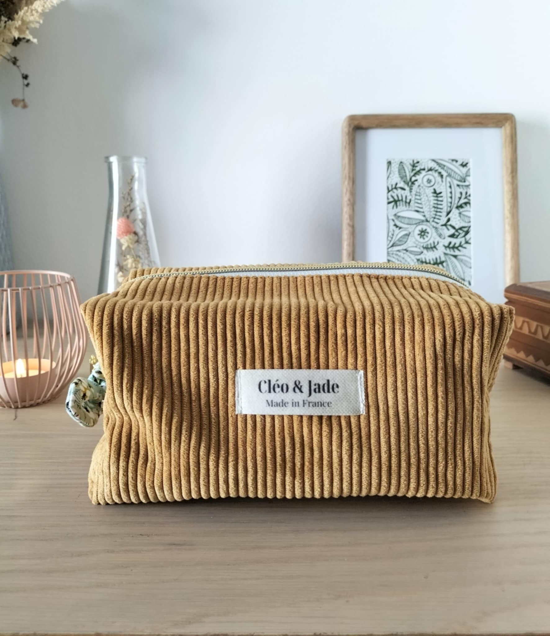 Corduroy toiletry bag – compact and large capacity – French artisanal manufacture