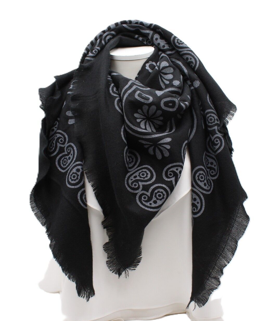 Echarpe carrée imprimé MODE